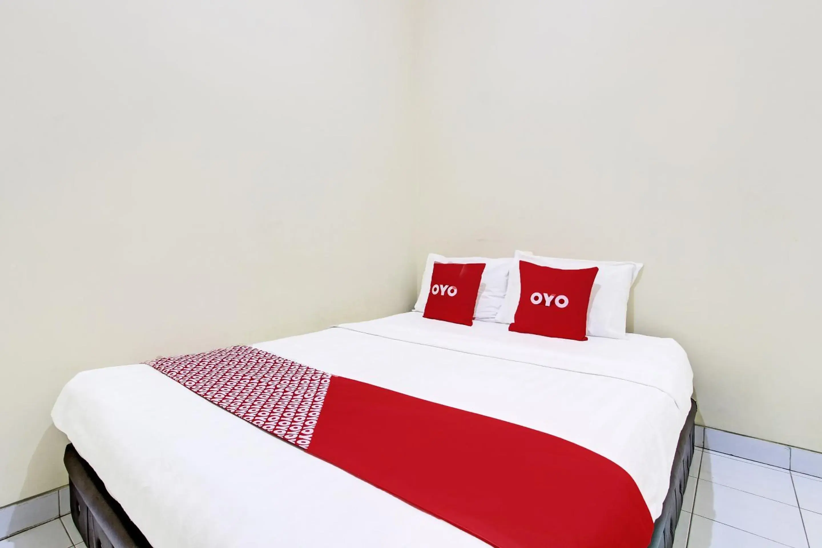 Bedroom, Bed in OYO 91803 Gita Graha Guest House Syariah Bedroom, Bed in OYO 91803 Gita Graha Guest House Syariah