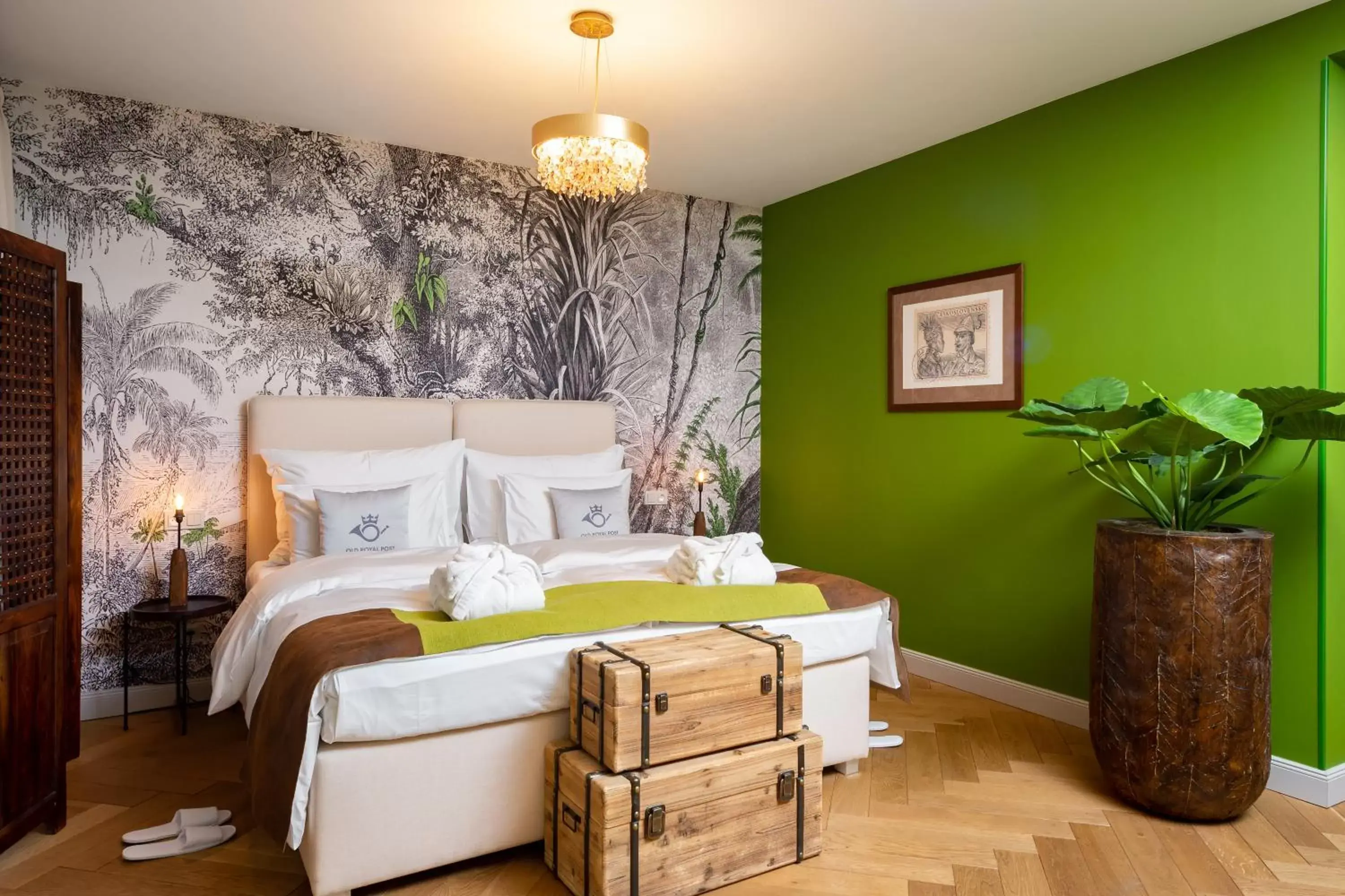 Deluxe Double Room with Balcony in Old Royal Post Boutique Hotel & Premium Suites Deluxe Double Room with Balcony in Old Royal Post Boutique Hotel & Premium Suites