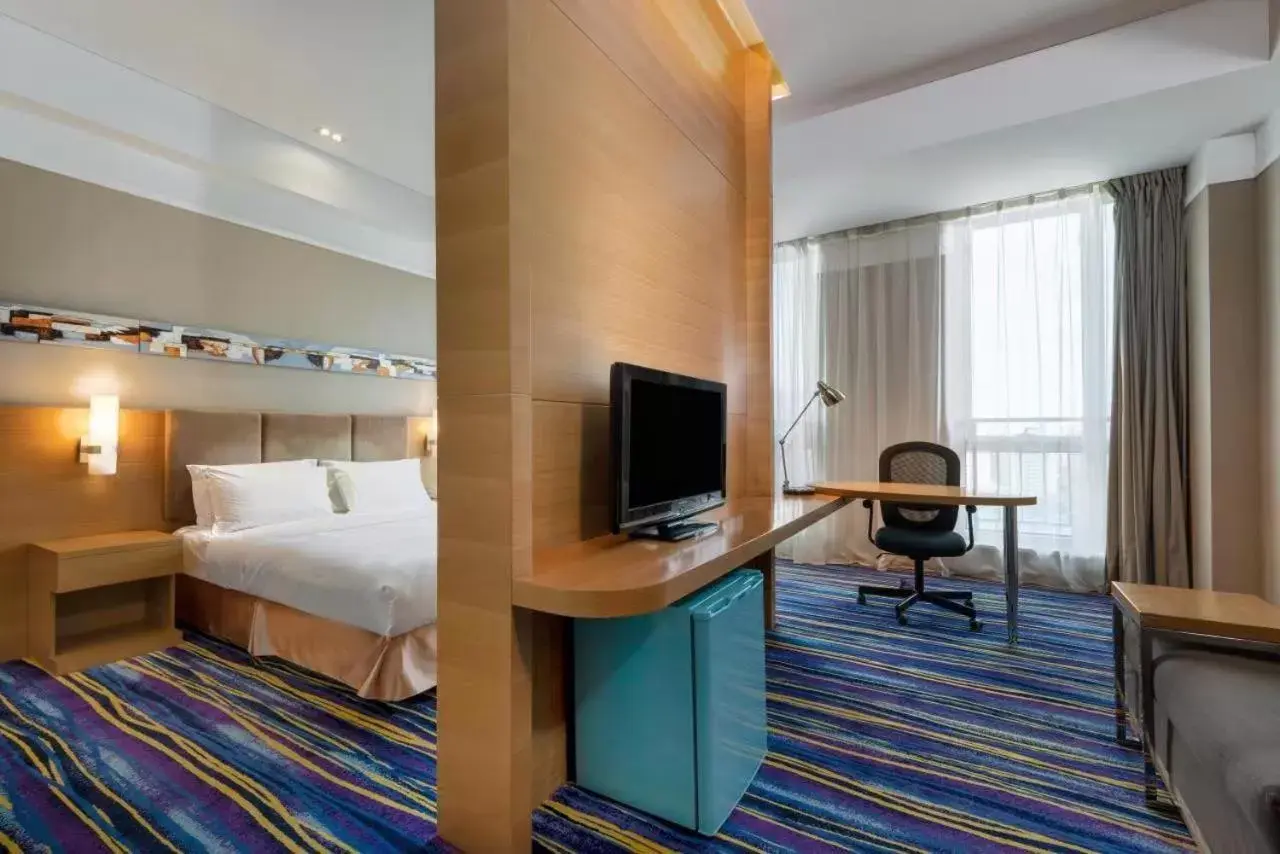 King Suite in Holiday Inn Express Tianjin Heping by IHG King Suite in Holiday Inn Express Tianjin Heping by IHG