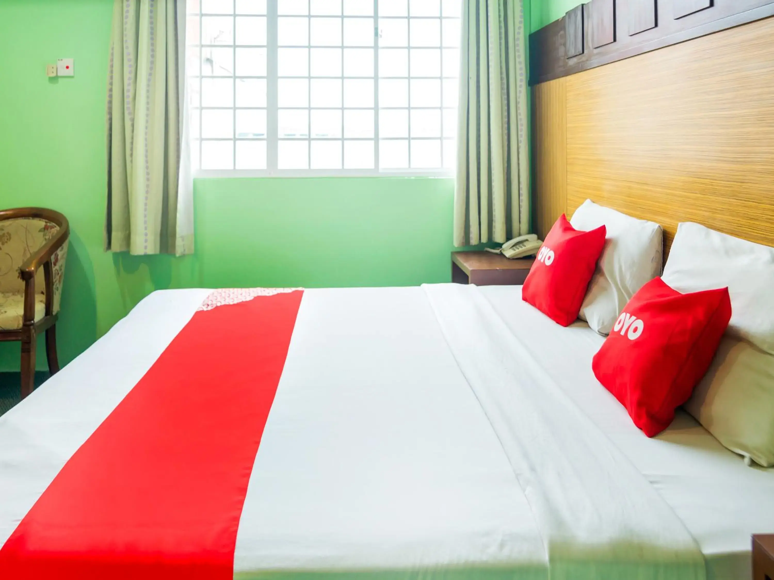 Superior King Room in OYO 89408 Royal Hotel Superior King Room in OYO 89408 Royal Hotel