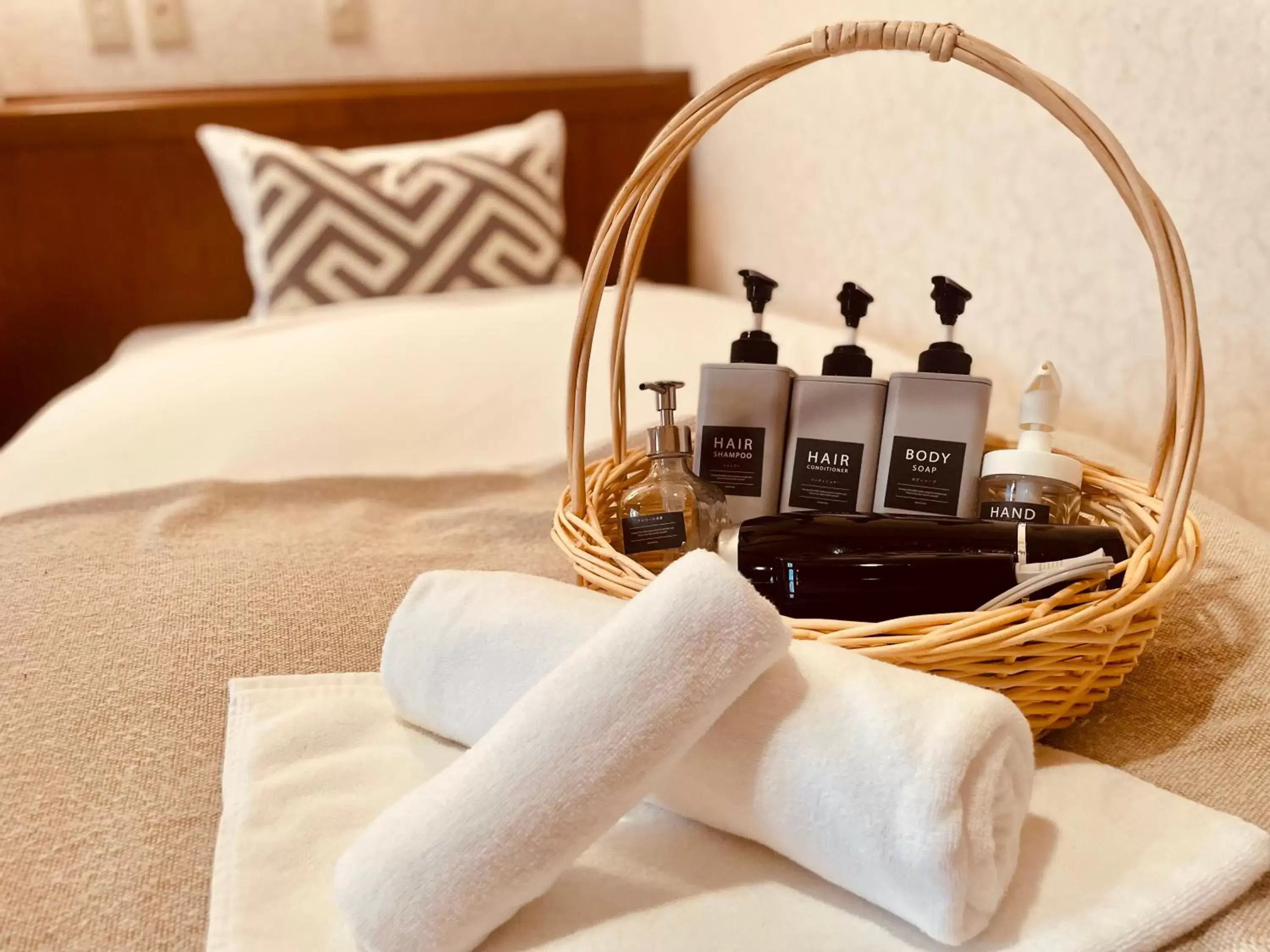 Twin Room with Extra Bed - single occupancy in Hostel SAMURISE NORTH Twin Room with Extra Bed - single occupancy in Hostel SAMURISE NORTH