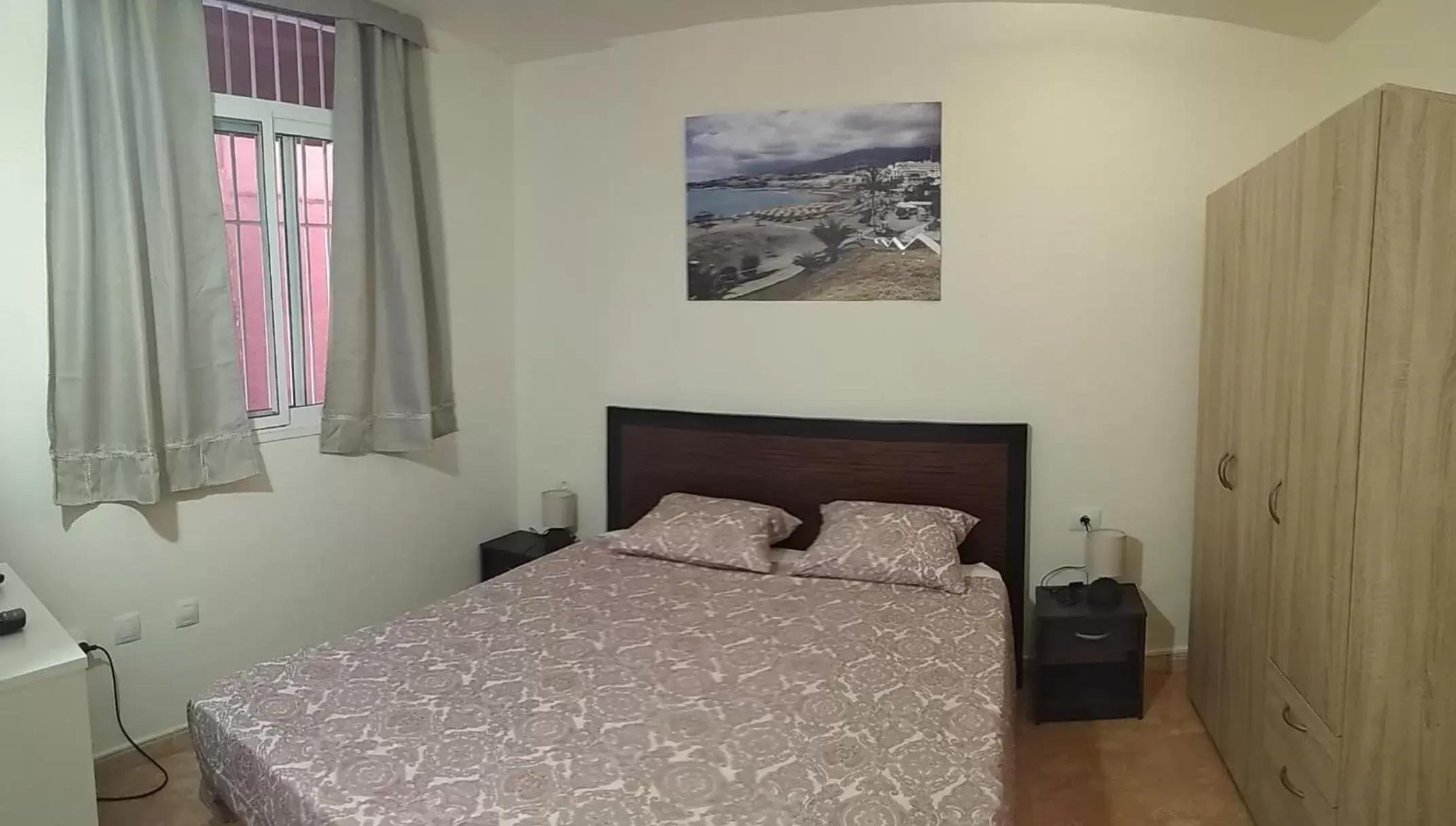 Double Room with Private Bathroom in Kiki vivienda Bed & breakfast Double Room with Private Bathroom in Kiki vivienda Bed & breakfast