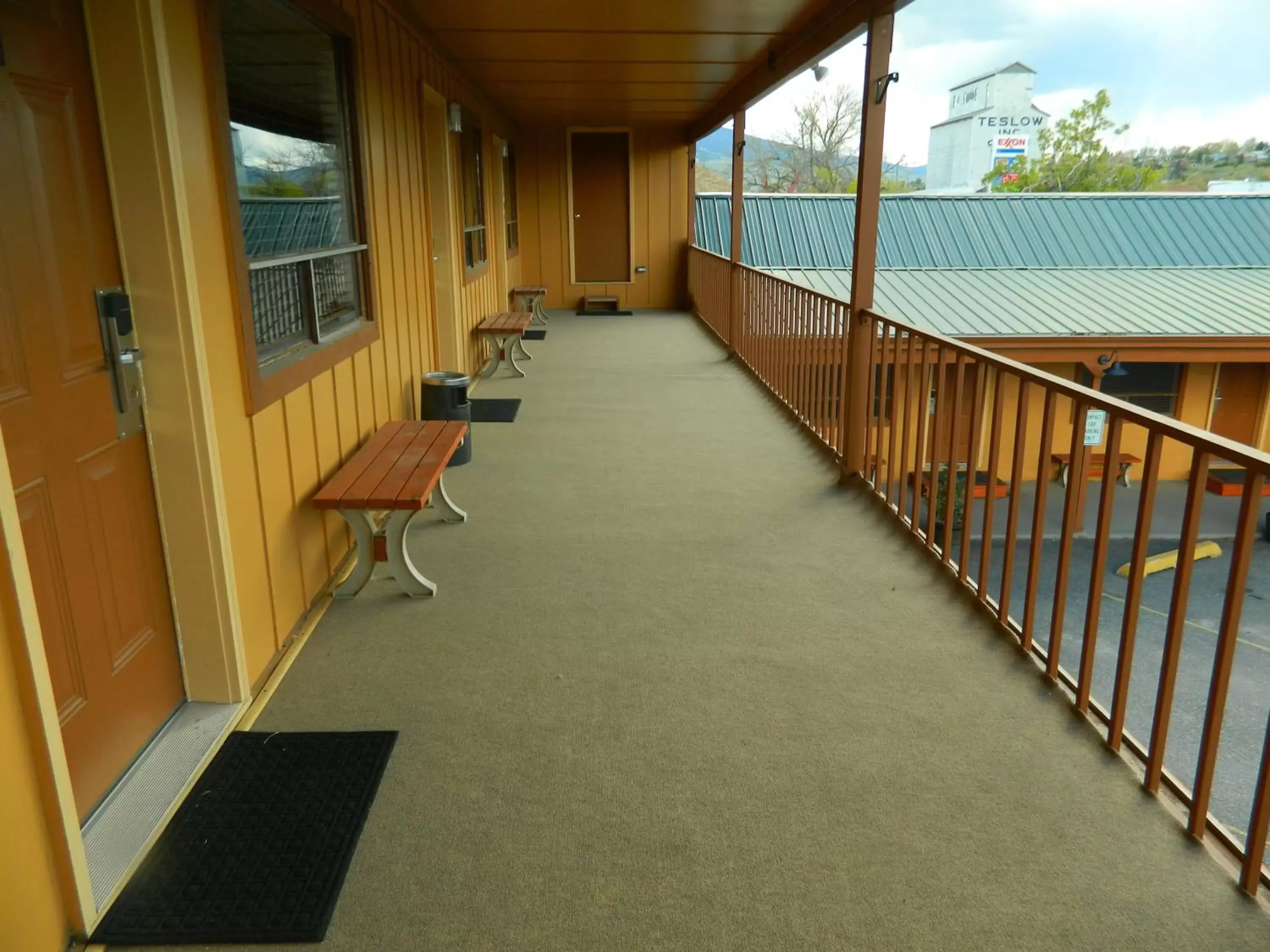 Queen Room in Country Motor Inn Queen Room in Country Motor Inn