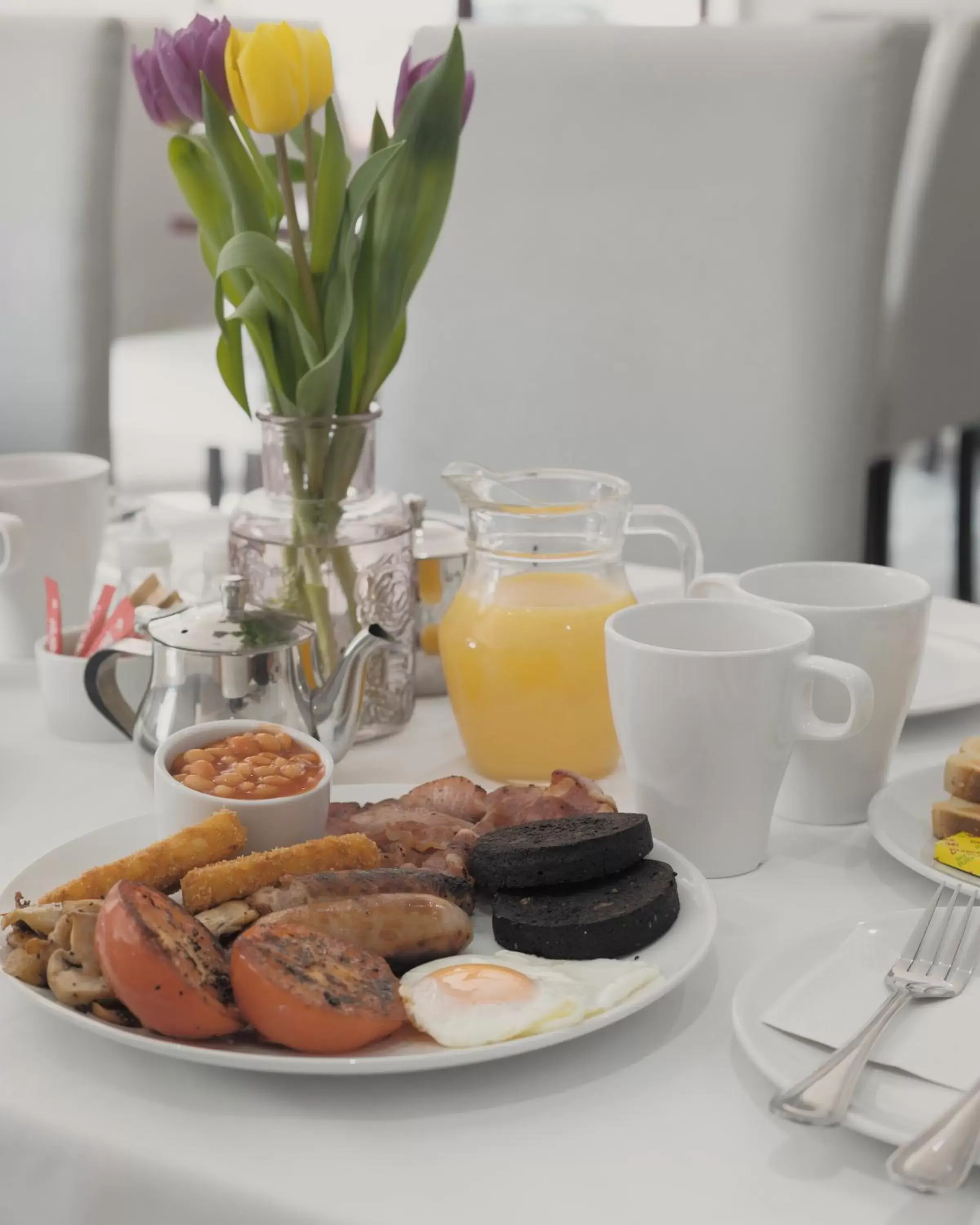 Double Room - Disability Access in Level Inn Double Room - Disability Access in Level Inn