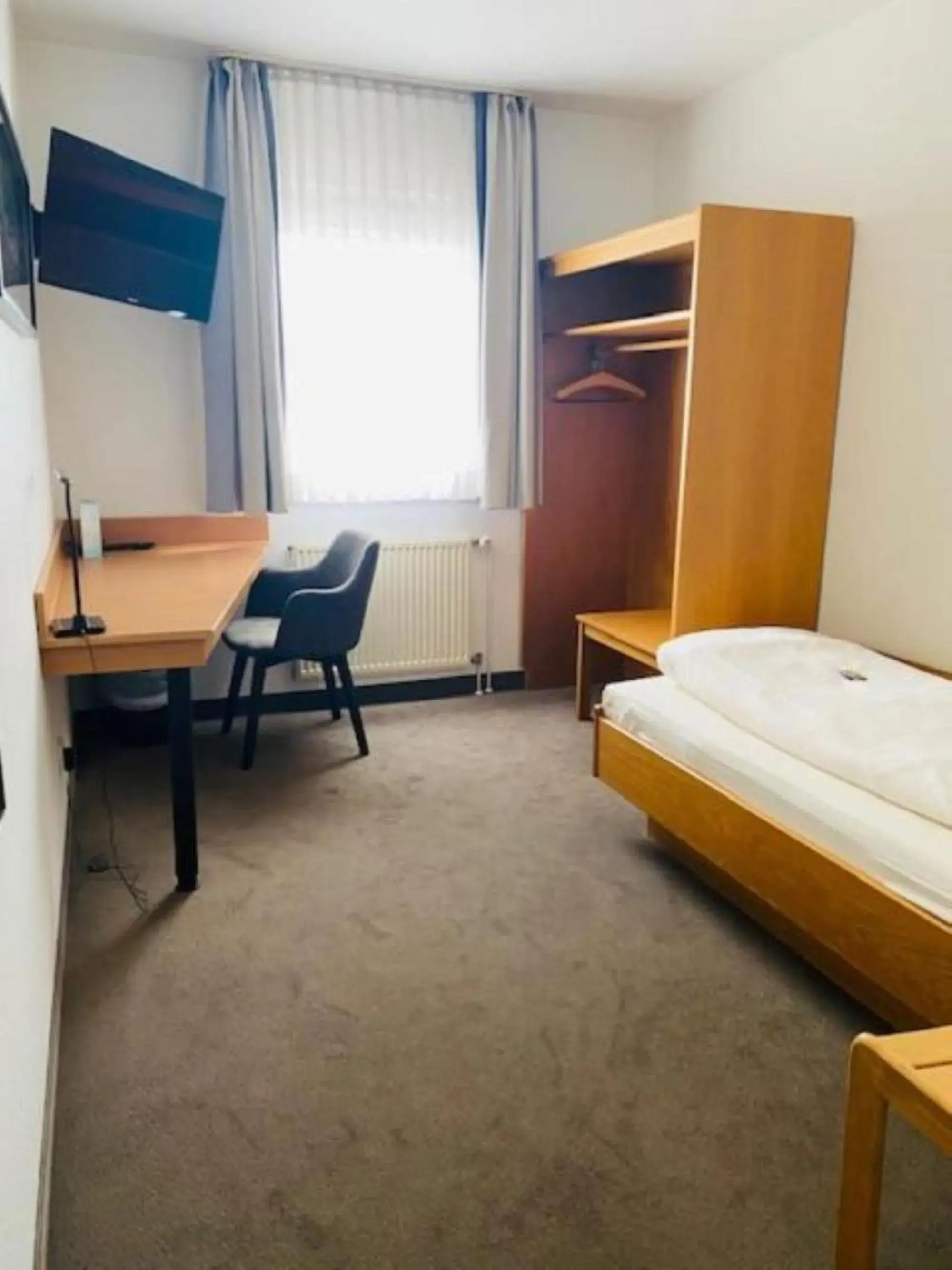 Single Room in Hotel Christina Single Room in Hotel Christina