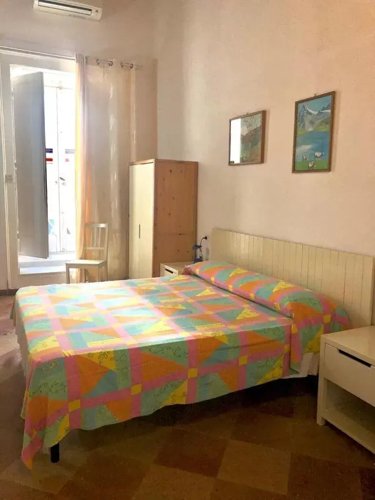 Comfort Triple Room in Rocca Sul Mare Hotel Comfort Triple Room in Rocca Sul Mare Hotel