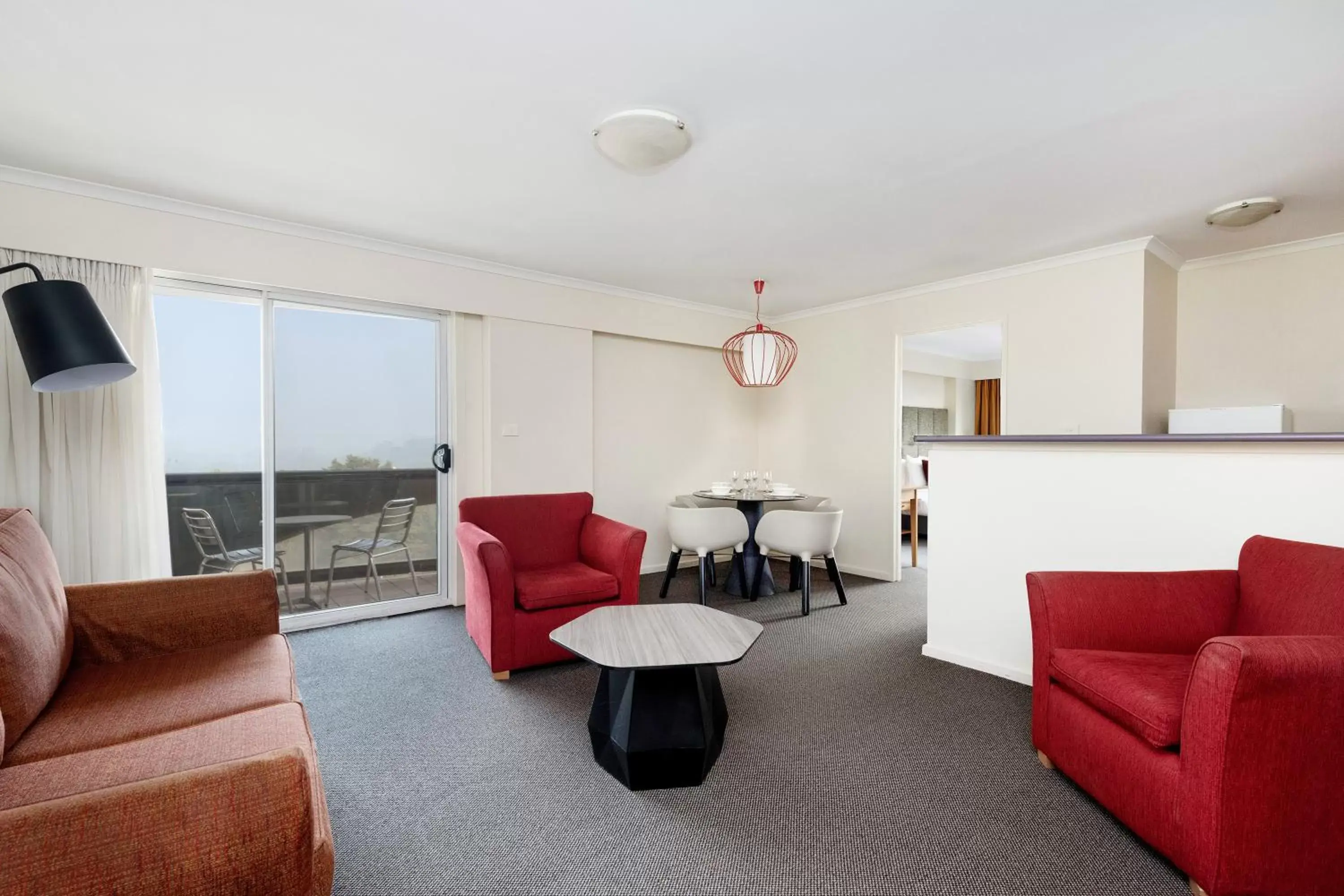 Two-Bedroom Premier Dual Key Apartment - Weekly Housekeeping in Mantra on Northbourne Two-Bedroom Premier Dual Key Apartment - Weekly Housekeeping in Mantra on Northbourne
