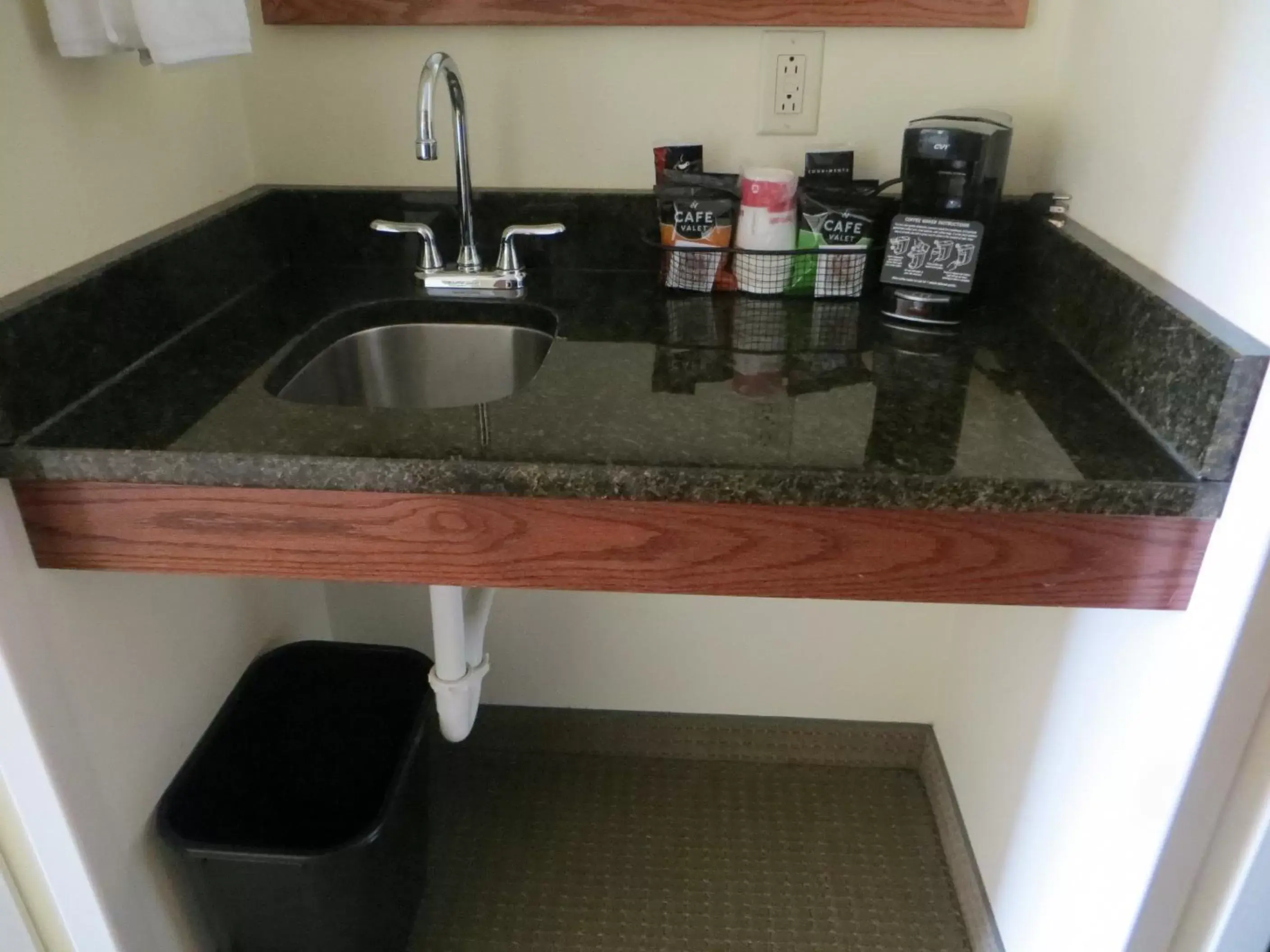 King Studio Suite - Non-Smoking- Jetted Tub in Ramada by Wyndham Wisconsin Dells King Studio Suite - Non-Smoking- Jetted Tub in Ramada by Wyndham Wisconsin Dells