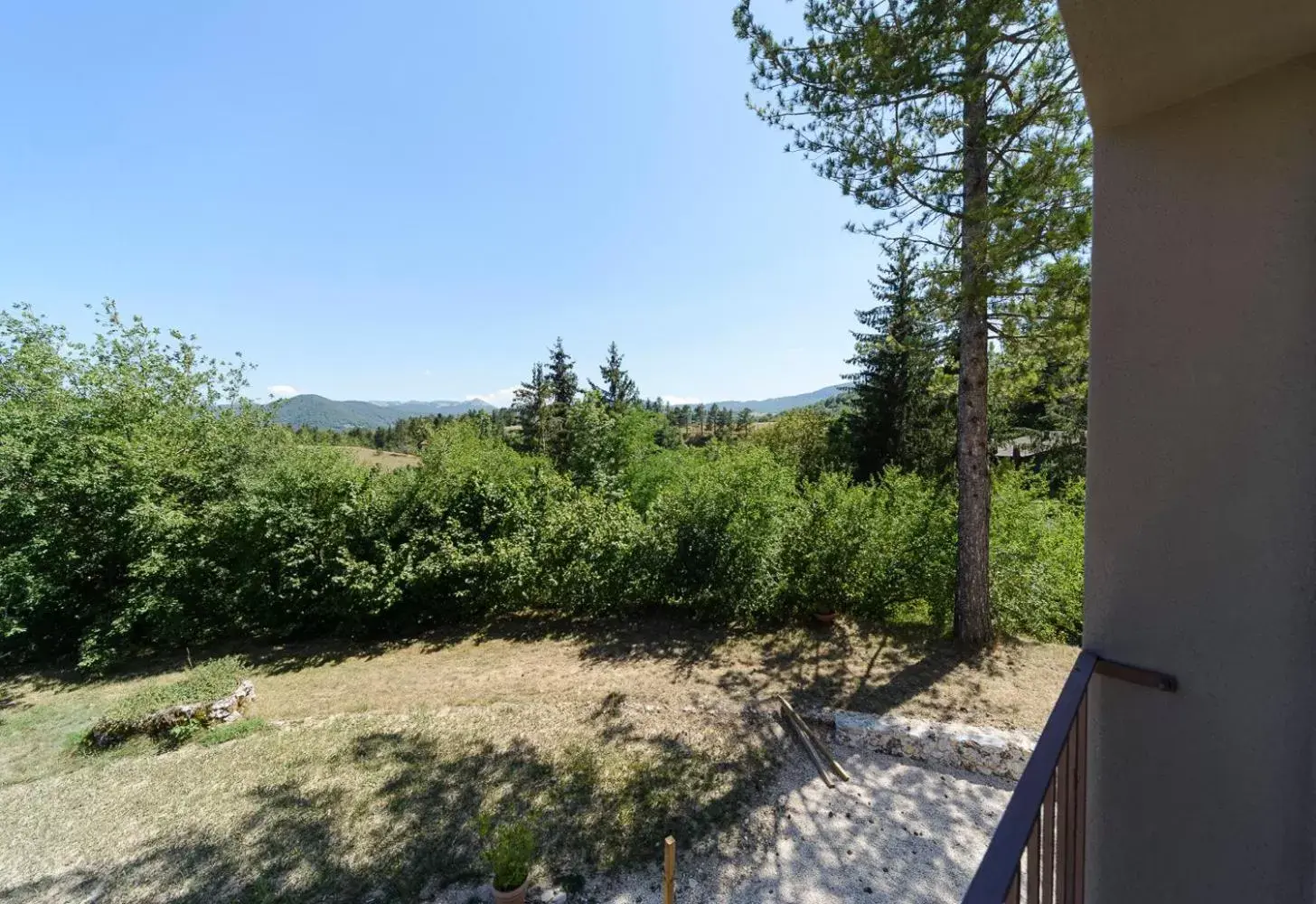 Superior Double Room in Relais Chalons d’Orange Superior Double Room in Relais Chalons d’Orange