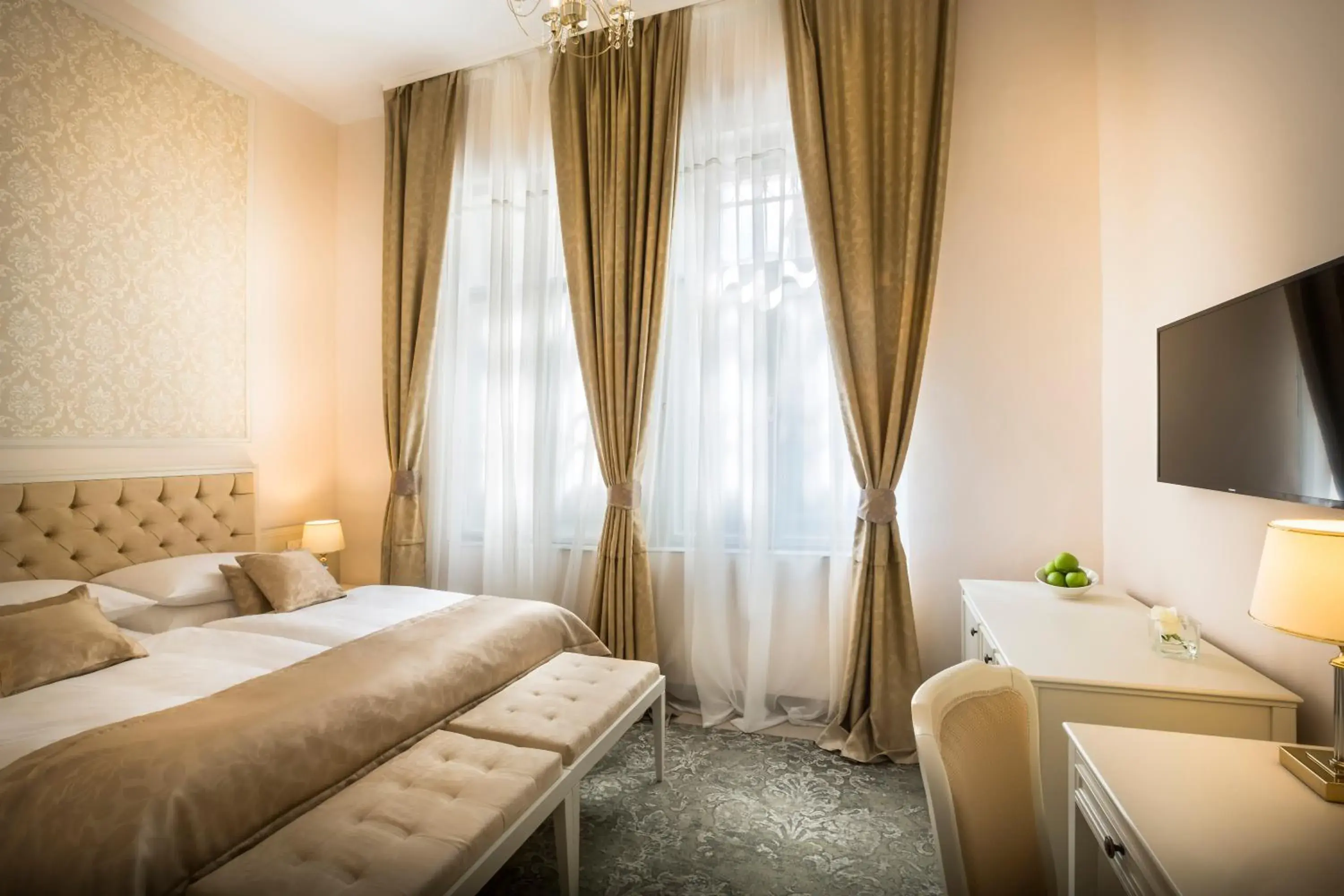 Economy Double Room - single occupancy in Hotel Bellevue - Liburnia Economy Double Room - single occupancy in Hotel Bellevue - Liburnia
