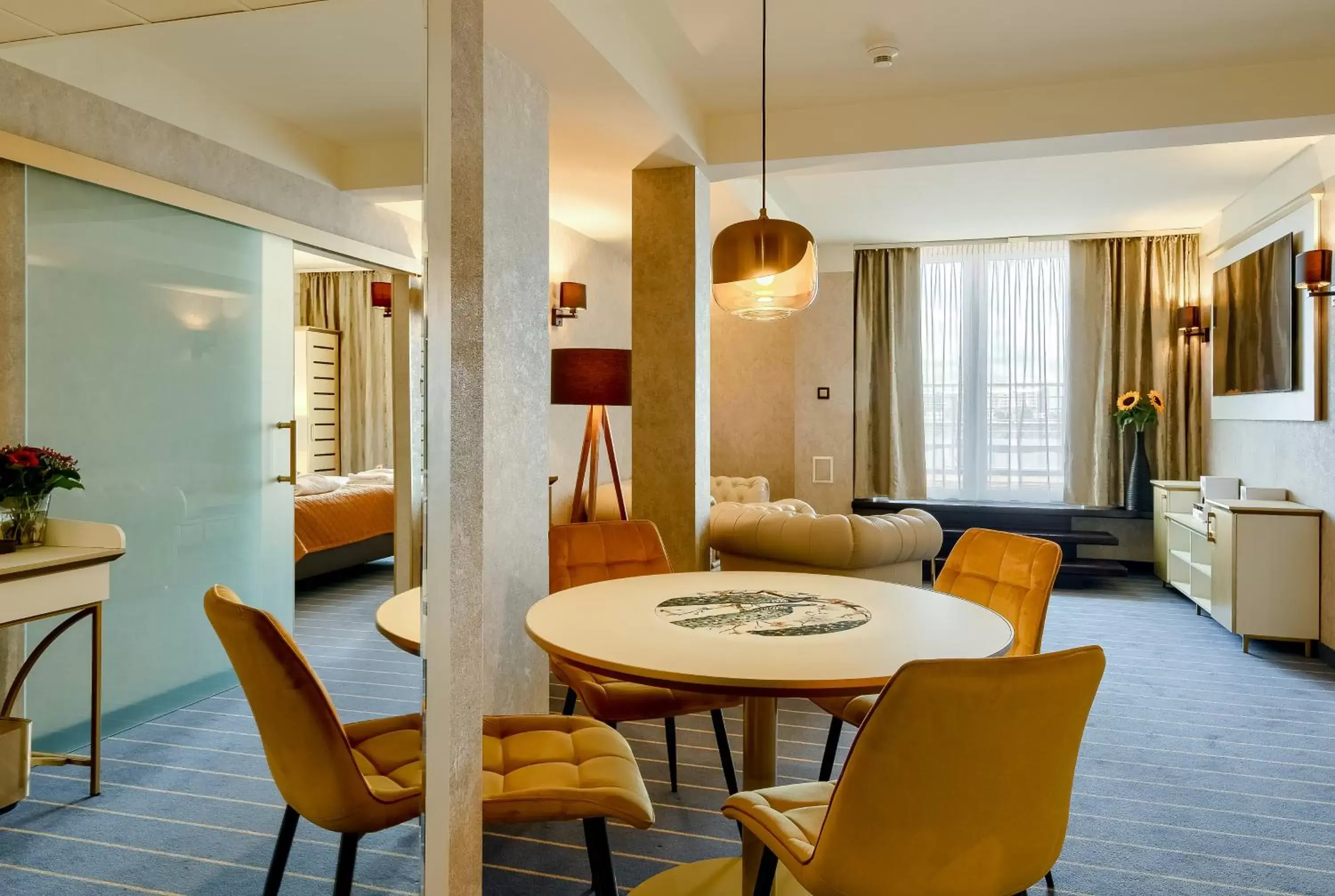 Apartment in Park Hotel Diament Wroclaw Apartment in Park Hotel Diament Wroclaw