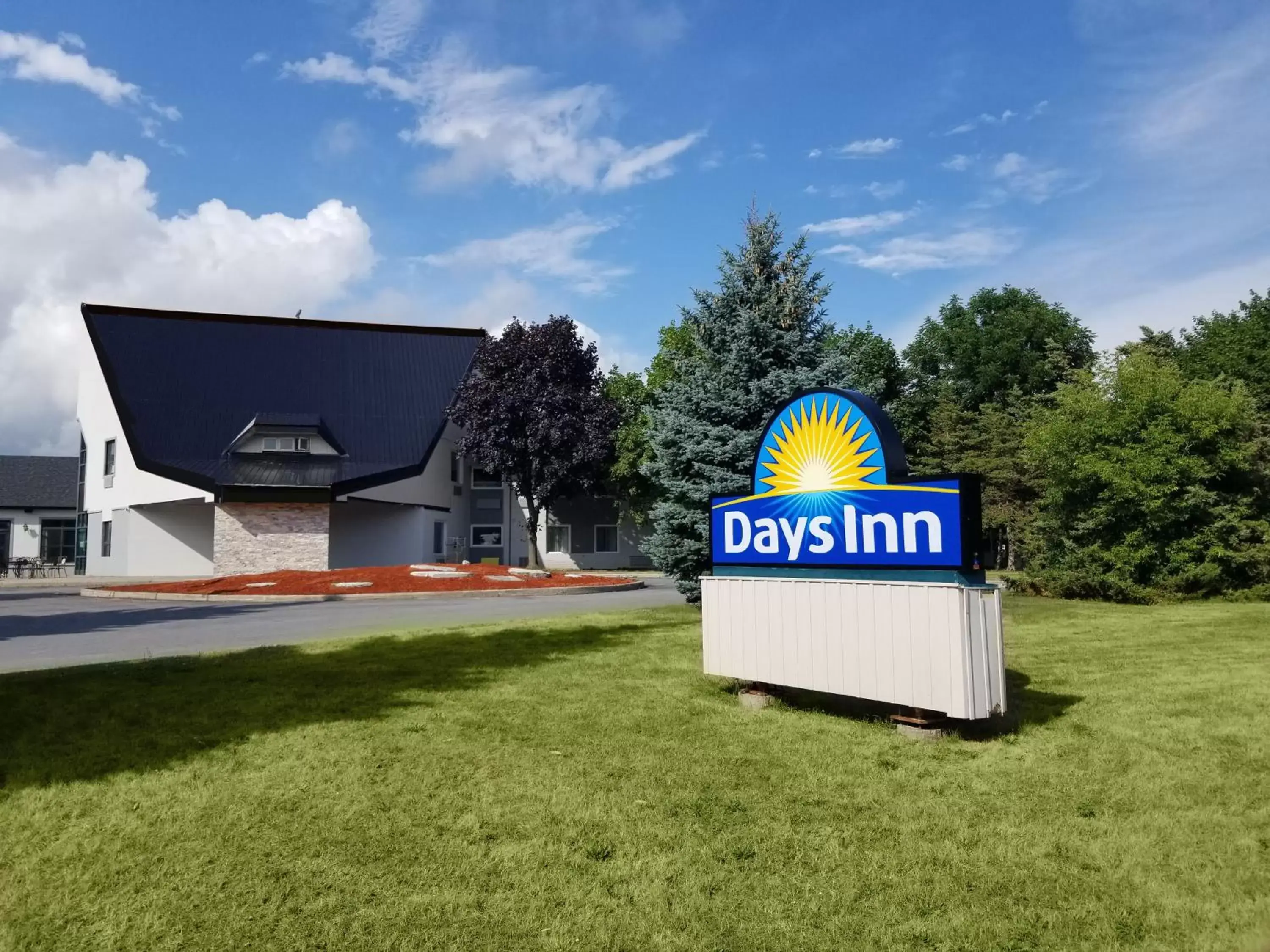 Days Inn by Wyndham Kingston Days Inn by Wyndham Kingston