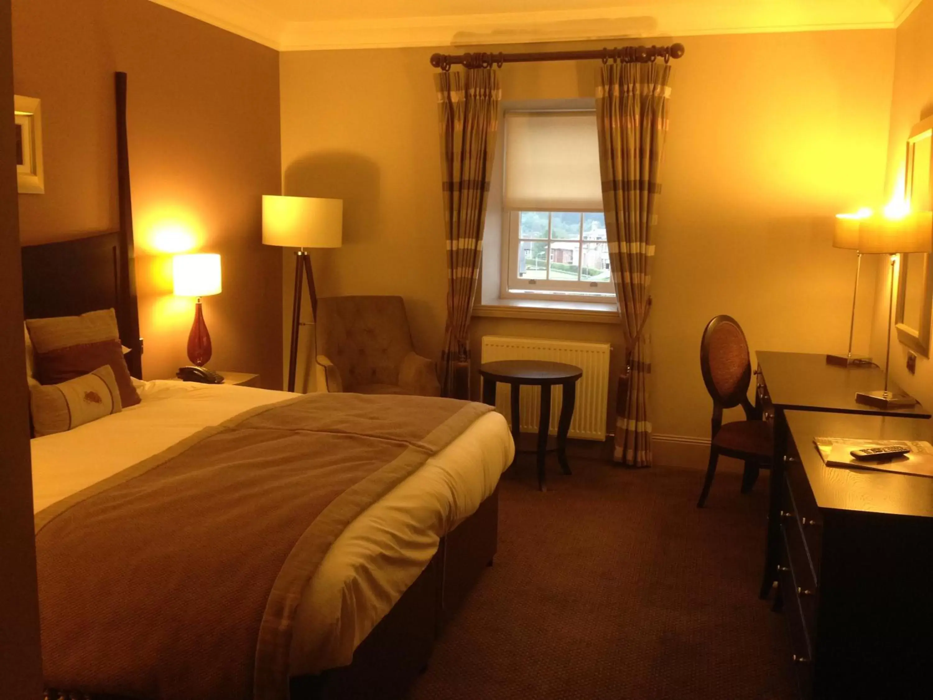 Deluxe Double or Twin Room - single occupancy in Dumfries Arms Hotel Deluxe Double or Twin Room - single occupancy in Dumfries Arms Hotel