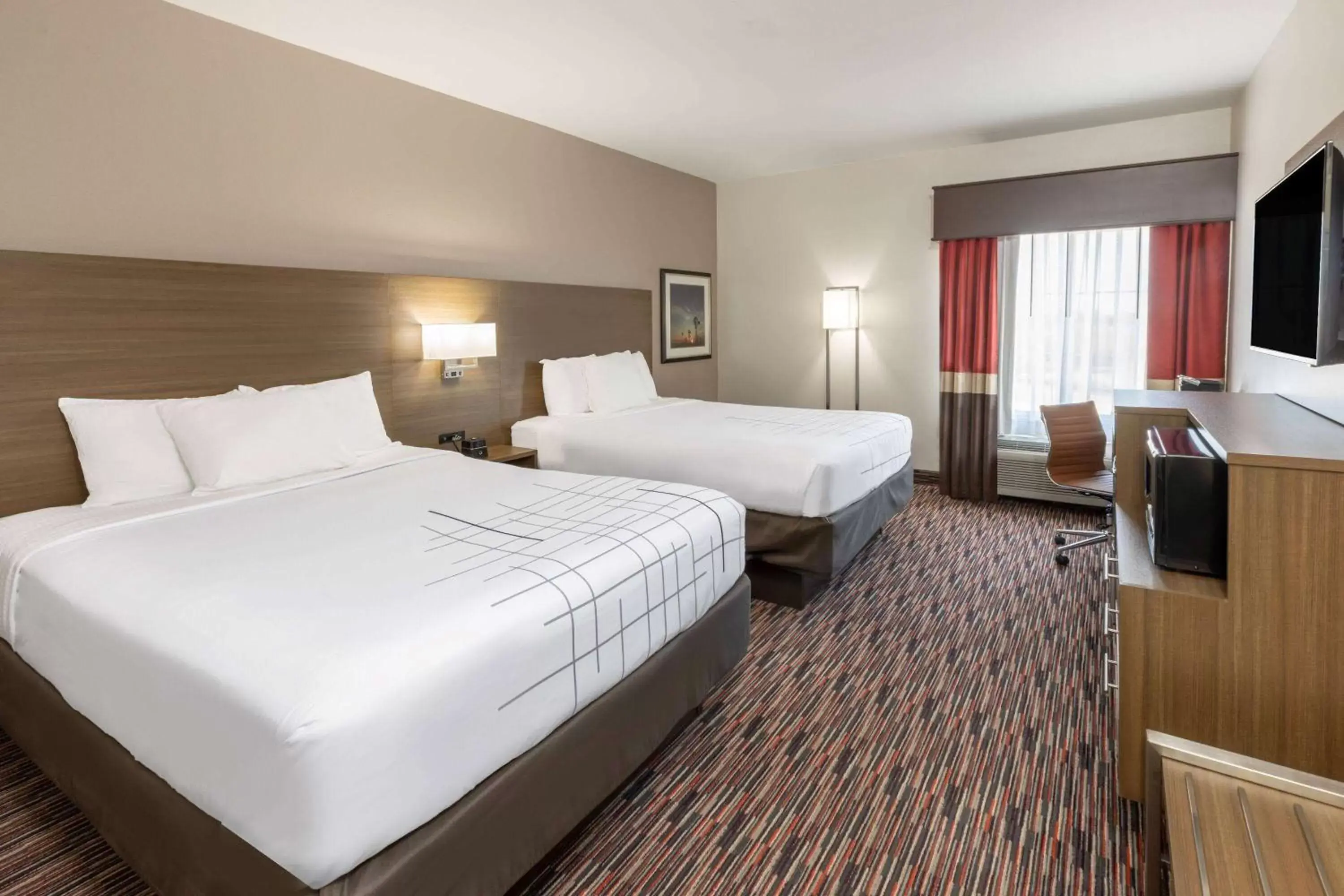 Queen Room with Two Queen Beds in La Quinta by Wyndham Wichita Falls - MSU Area Queen Room with Two Queen Beds in La Quinta by Wyndham Wichita Falls - MSU Area