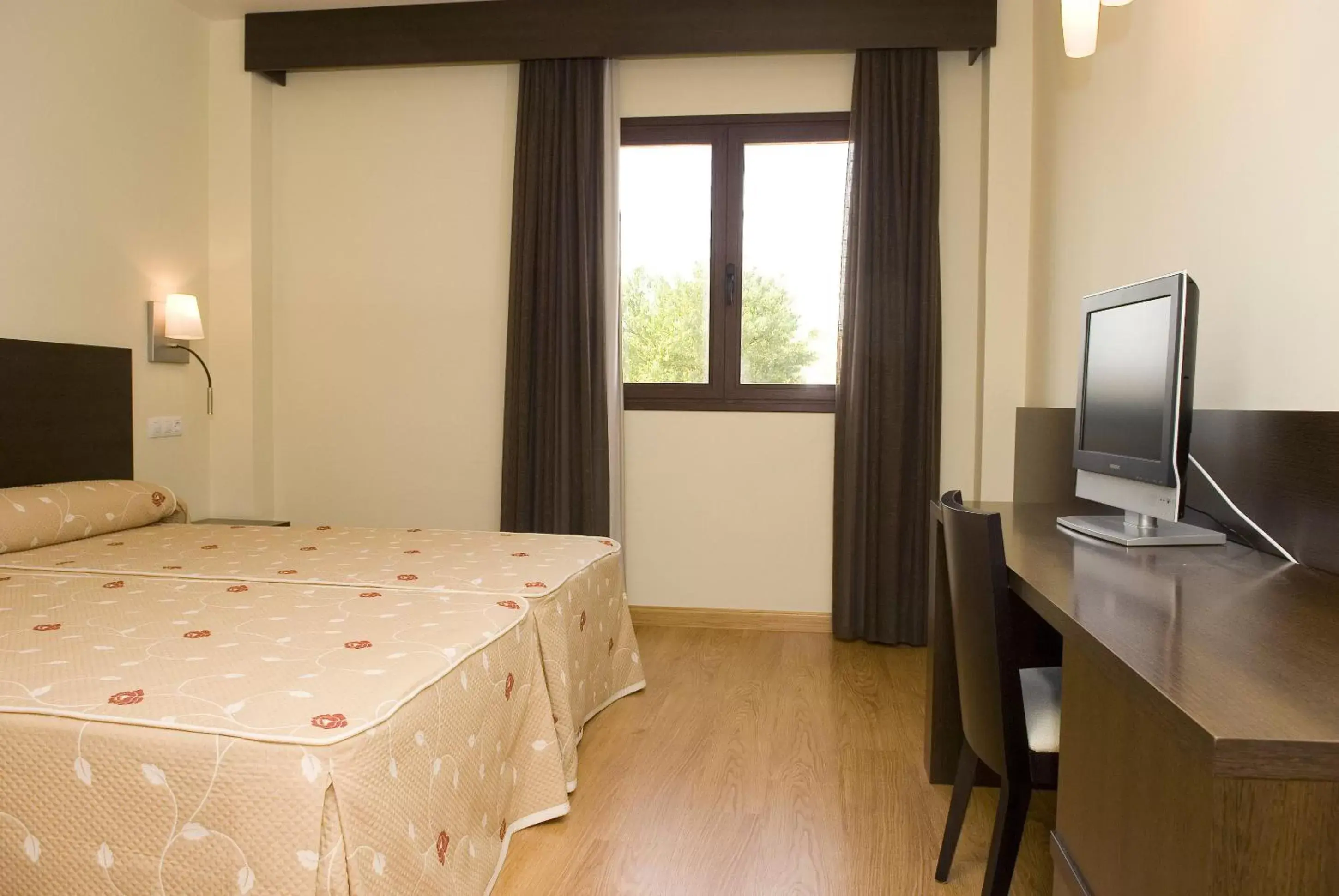 Bed in Hotel Tudanca-Aranda II Bed in Hotel Tudanca-Aranda II