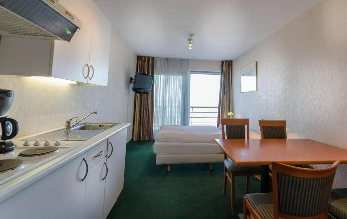 Quadruple Studio Sea in Aparthotel Blankenberge Quadruple Studio Sea in Aparthotel Blankenberge