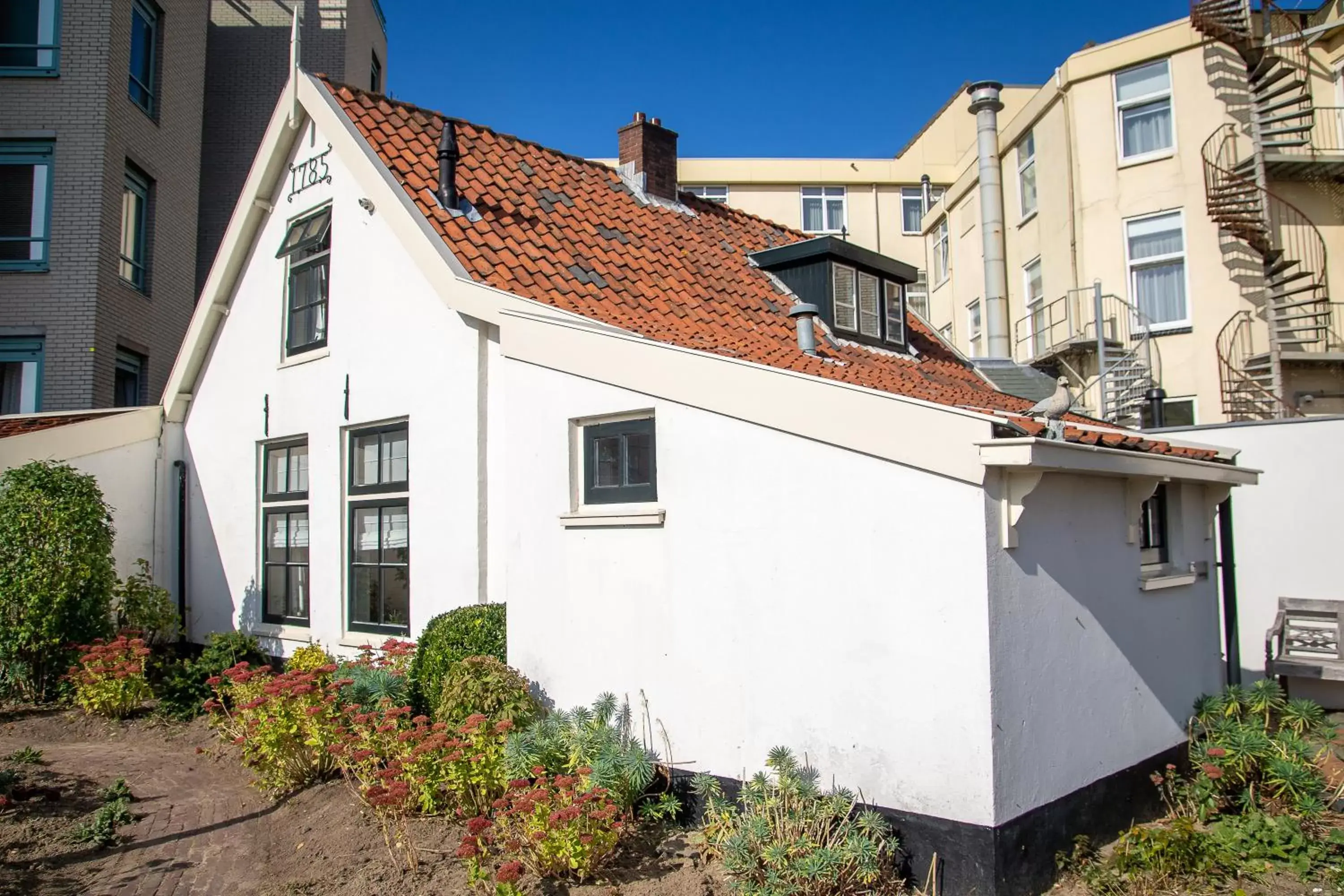 One-Bedroom House in Two Brothers Noordwijk Beach One-Bedroom House in Two Brothers Noordwijk Beach