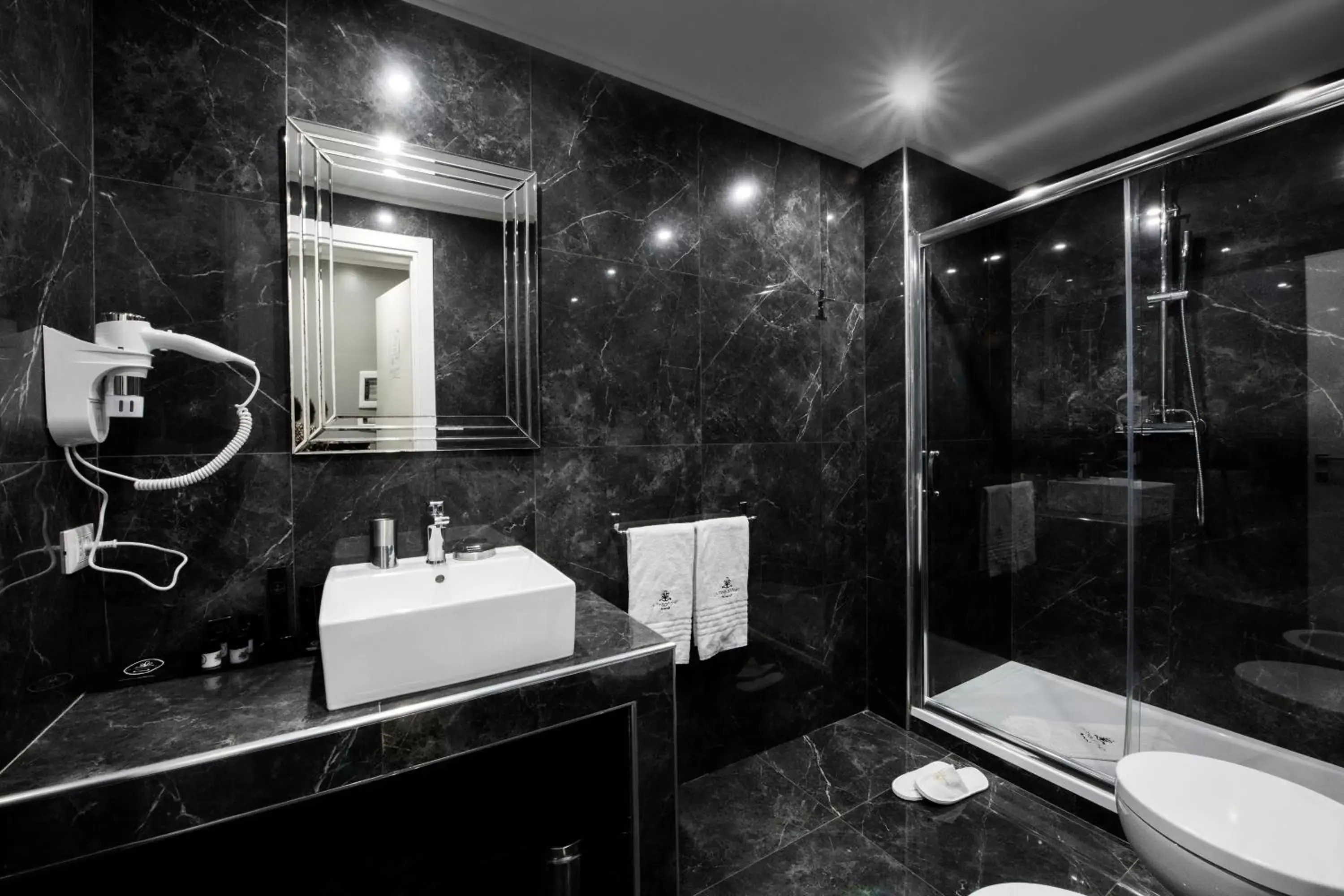 Junior Suite in Hotel 87 eighty-seven - Maison d'Art Collection Junior Suite in Hotel 87 eighty-seven - Maison d'Art Collection