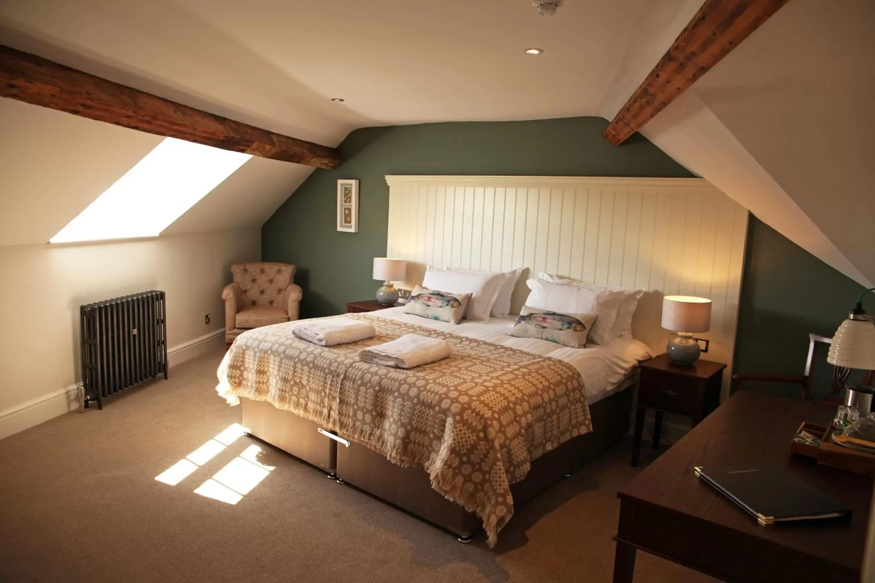 Deluxe Room in The Erskine Arms Deluxe Room in The Erskine Arms