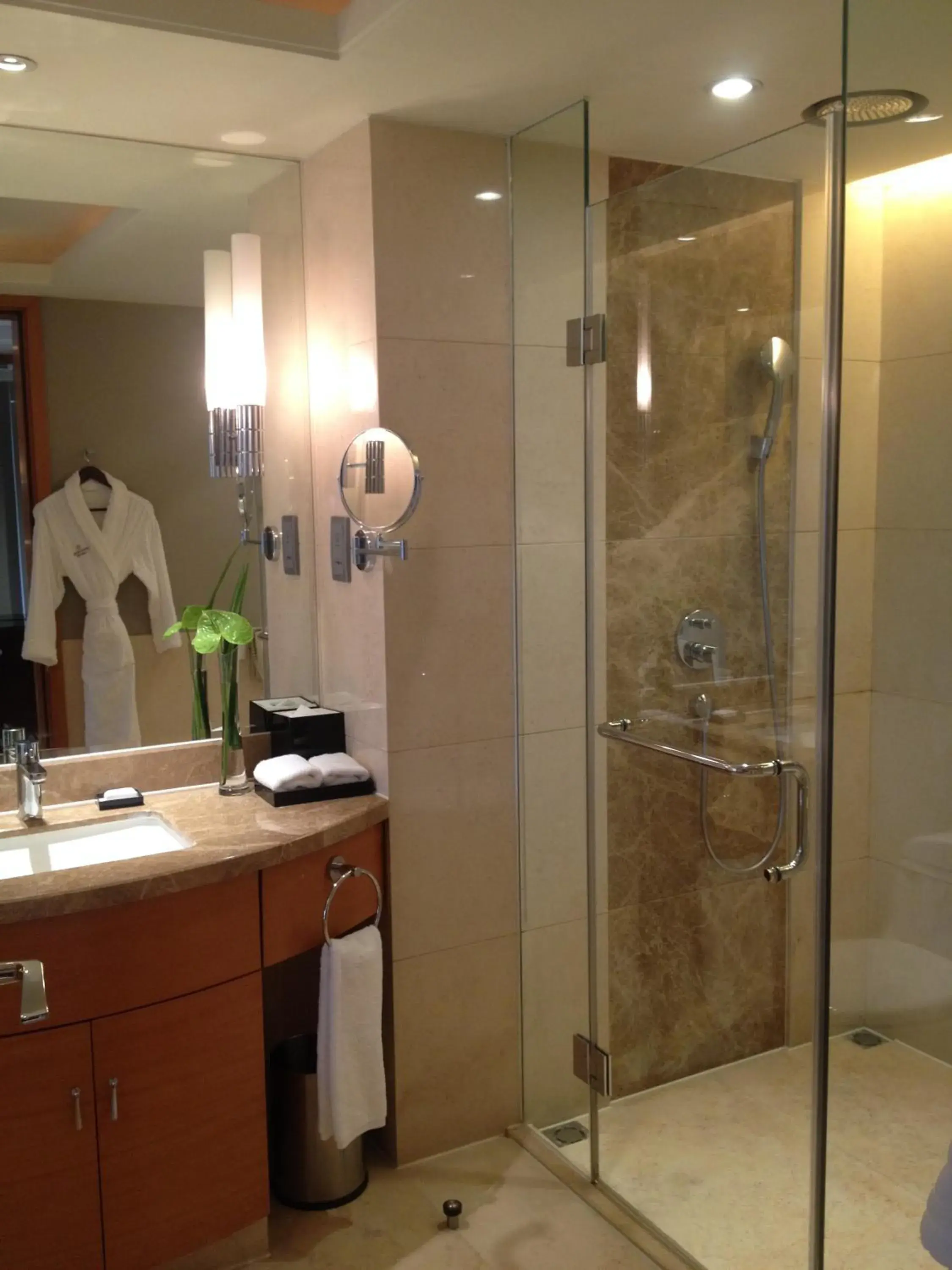 Executive Floor DeluxeTwin Room in Wanda Realm Beijing Executive Floor DeluxeTwin Room in Wanda Realm Beijing