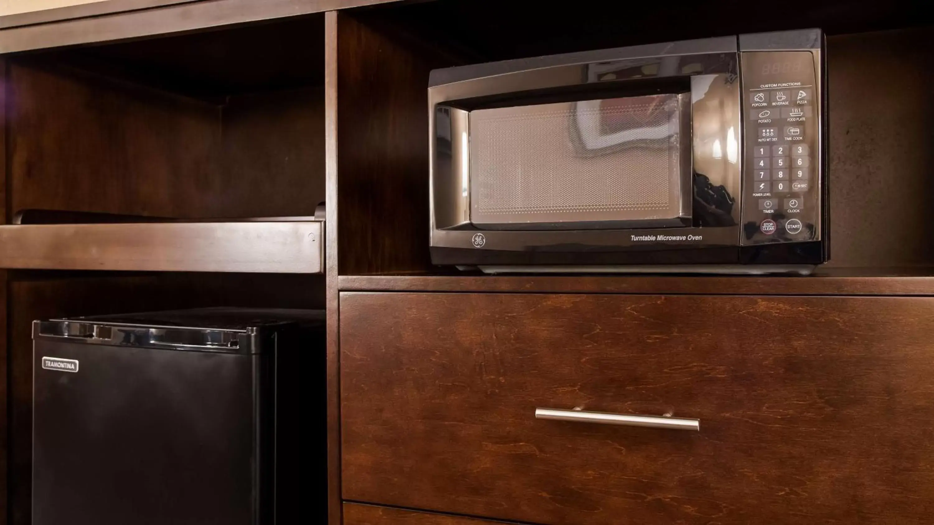 King Room - Non-Smoking in Best Western Crossroads of the Bluffs King Room - Non-Smoking in Best Western Crossroads of the Bluffs