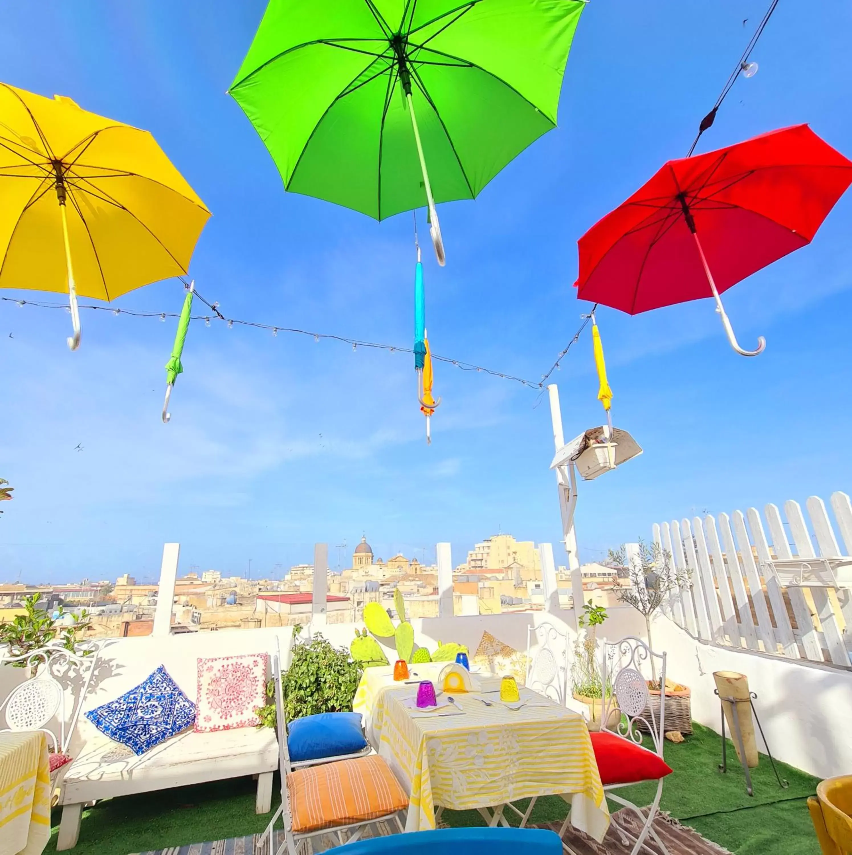 Due Passi Dal Centro Due Passi Dal Centro