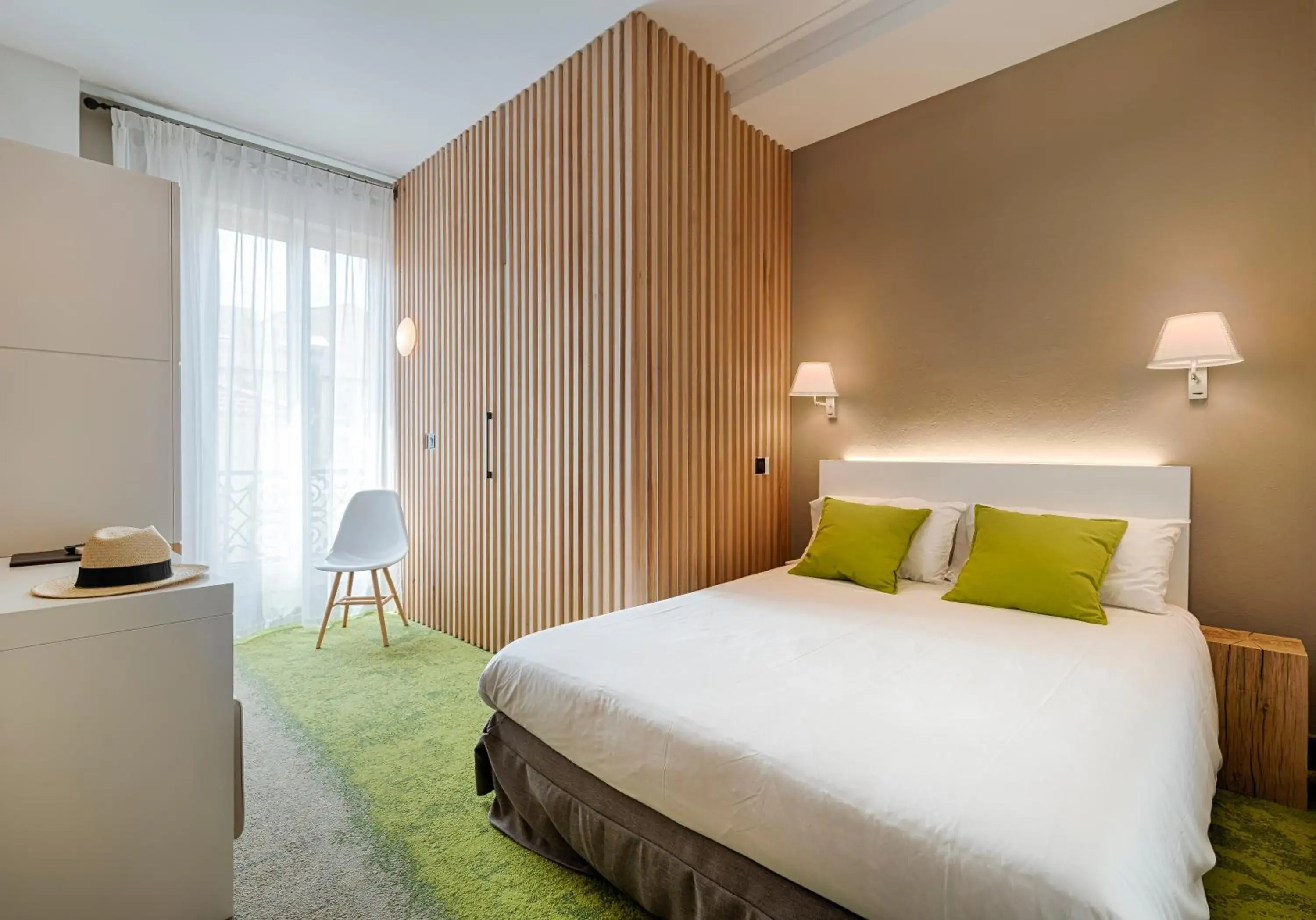 Double Room with Balcony in Hôtel La Villa Tosca Double Room with Balcony in Hôtel La Villa Tosca