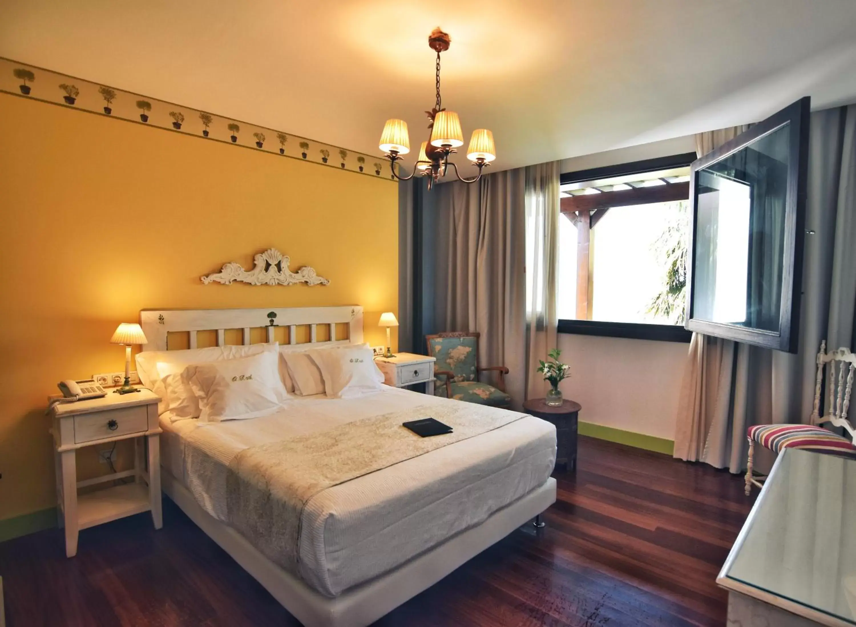 Superior Double Room with Garden View in Quinta de San Amaro Rias Baixas Superior Double Room with Garden View in Quinta de San Amaro Rias Baixas