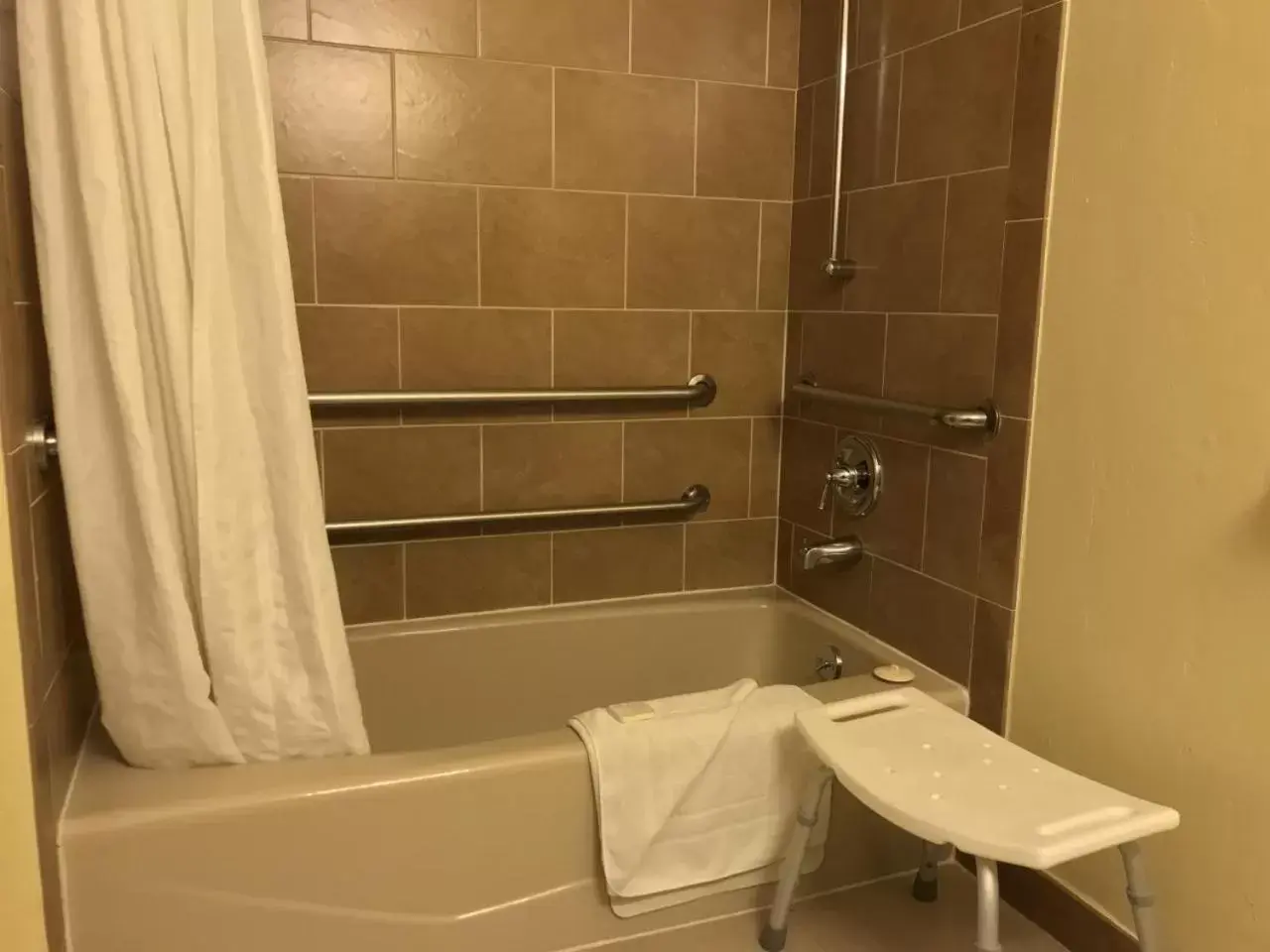 King Room - ADA Accessible in The Morgan Hotel San Simeon King Room - ADA Accessible in The Morgan Hotel San Simeon