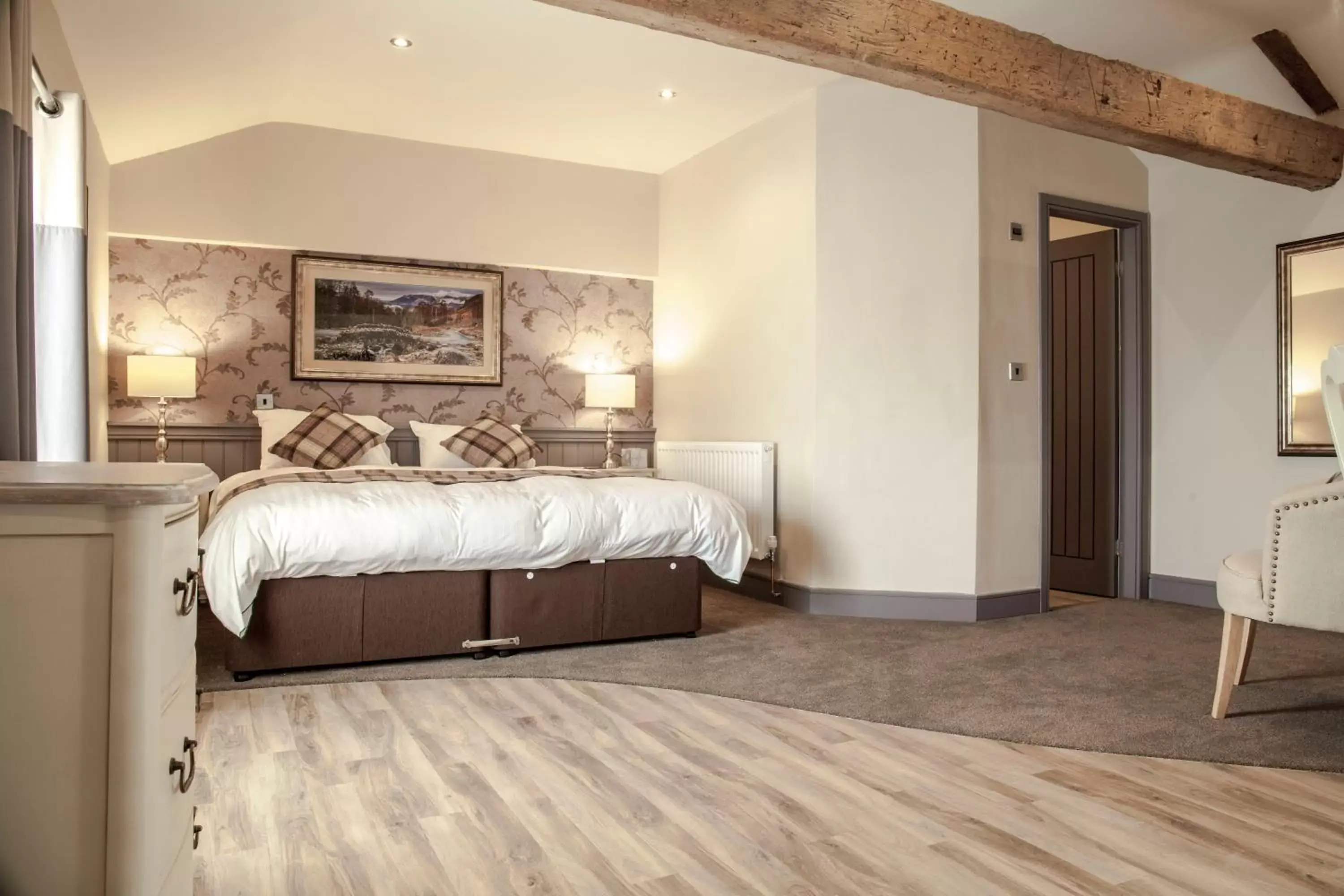 Deluxe King Room in Crofters Lodge Deluxe King Room in Crofters Lodge