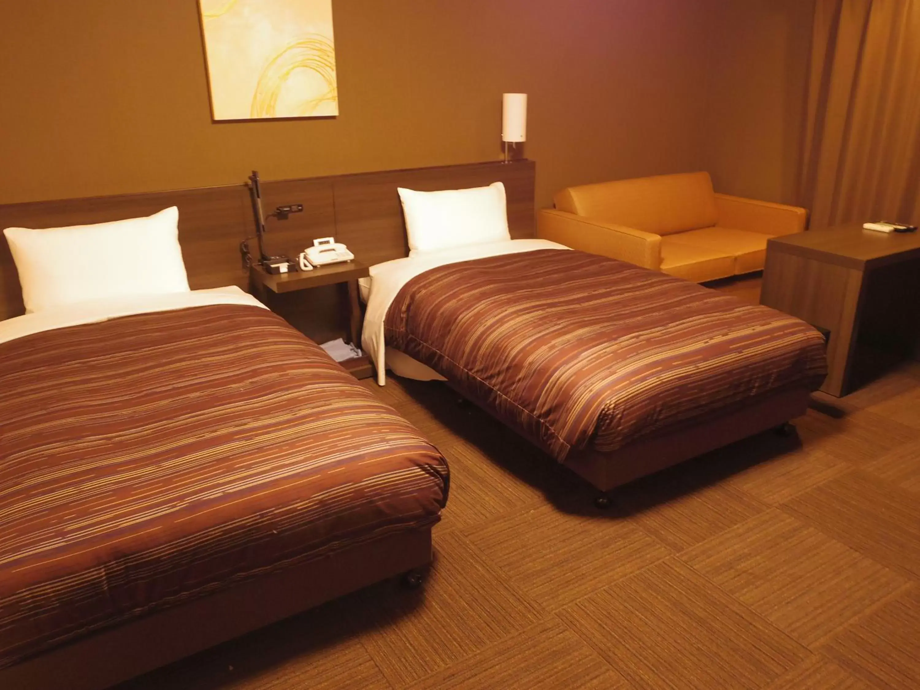 Deluxe Twin Room - single occupancy - East Building - Non-Smoking in Hotel Route-Inn Kumamoto Ekimae Deluxe Twin Room - single occupancy - East Building - Non-Smoking in Hotel Route-Inn Kumamoto Ekimae
