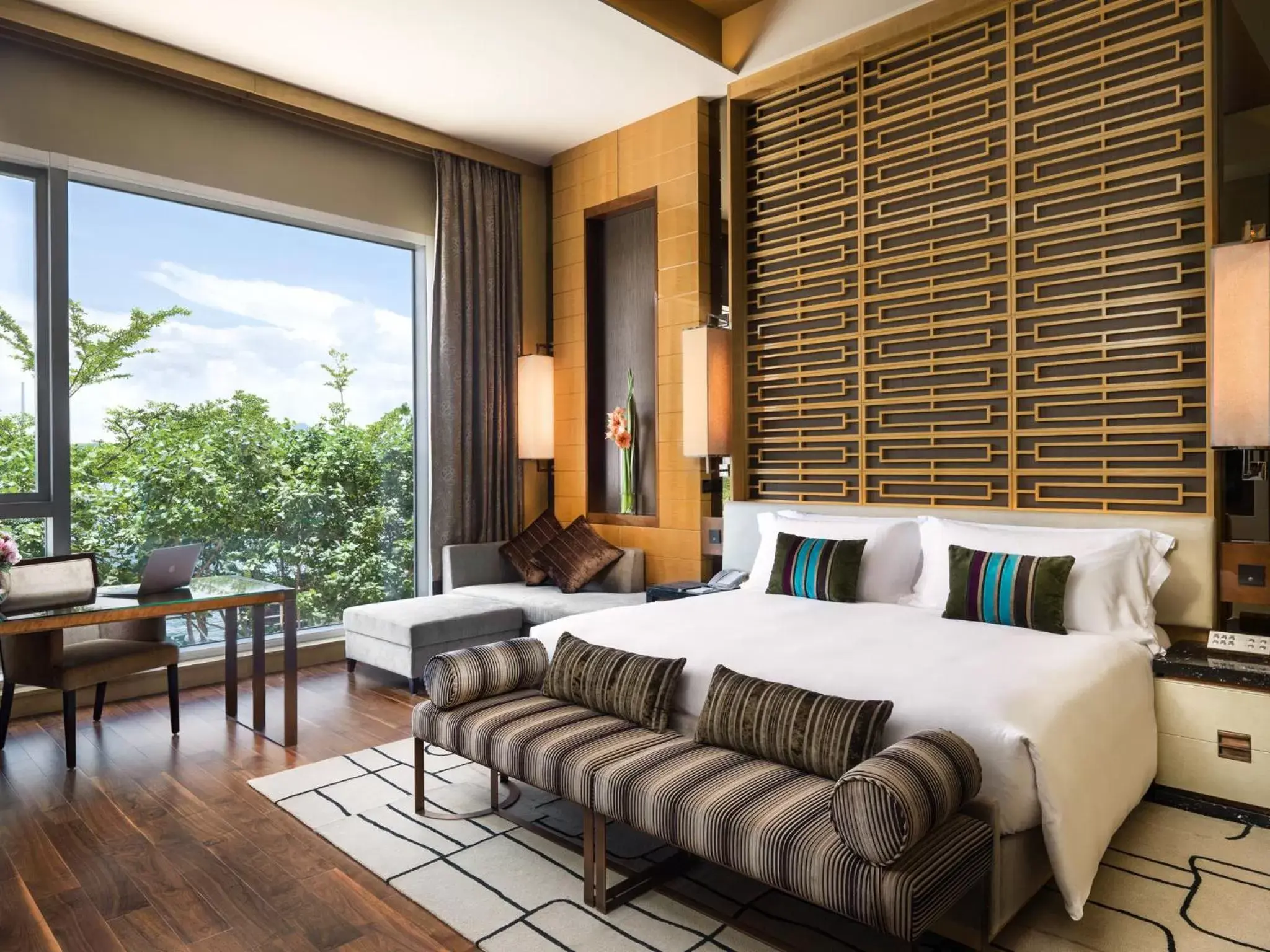 Deluxe Olympian Room in The Olympian Hong Kong Deluxe Olympian Room in The Olympian Hong Kong