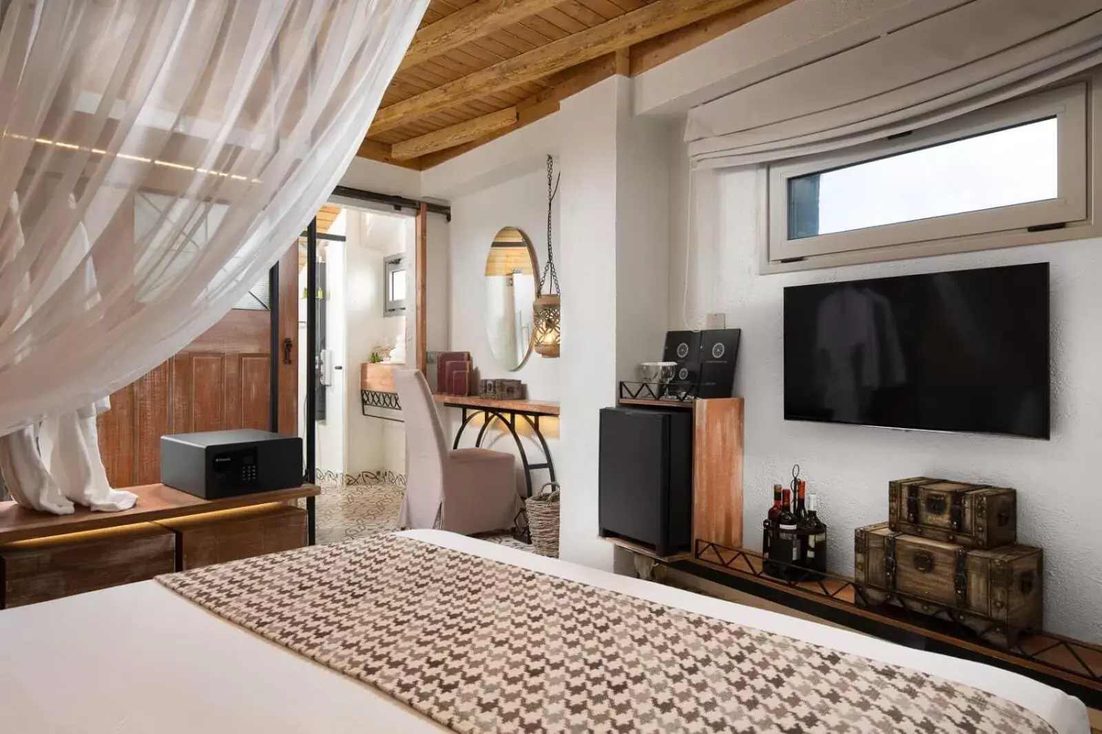 Double Deluxe without Balcony - Wheelchair accessible - Elafos in Elakati Luxury Boutique Hotel - Adults Only Double Deluxe without Balcony - Wheelchair accessible - Elafos in Elakati Luxury Boutique Hotel - Adults Only