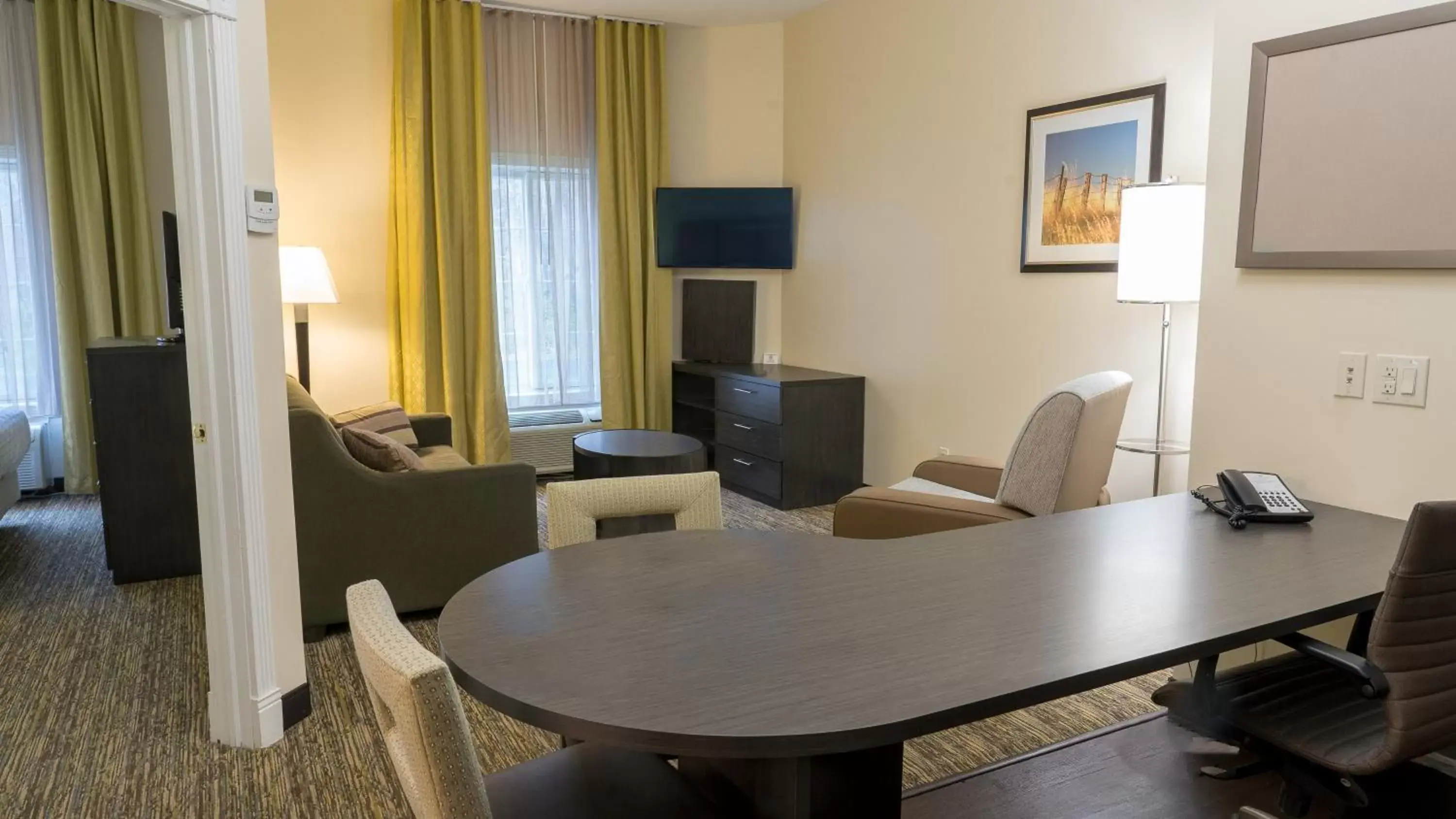 One-Bedroom King Suite in Candlewood Suites Saint Joseph - Benton Harbor by IHG One-Bedroom King Suite in Candlewood Suites Saint Joseph - Benton Harbor by IHG