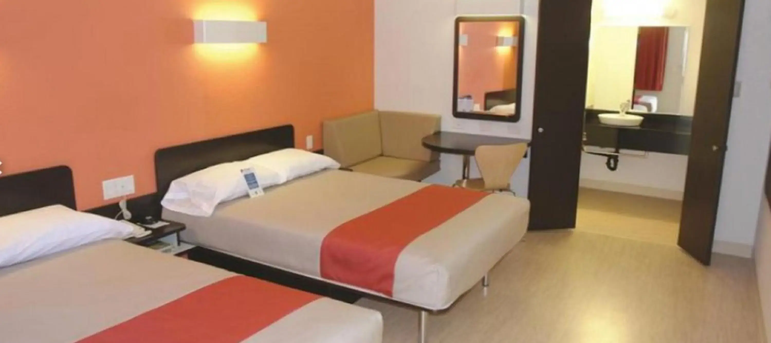 Queen Room with Two Queen Beds - single occupancy - Smoking in Motel 6 Fort Worth, Tx - Stockyards Queen Room with Two Queen Beds - single occupancy - Smoking in Motel 6 Fort Worth, Tx - Stockyards