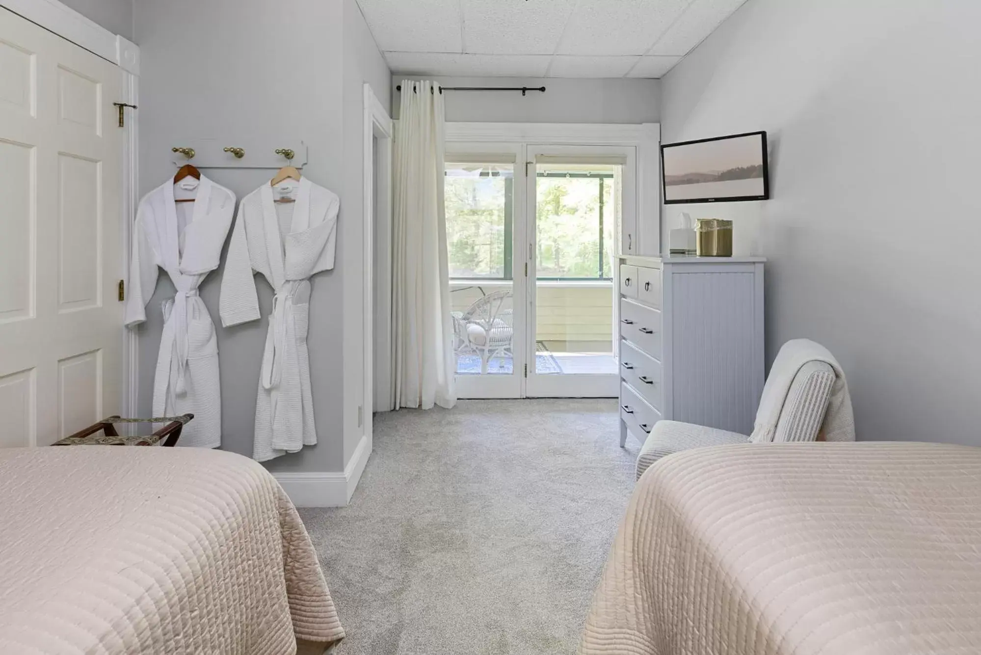 Deluxe Twin Room in Noble House Inn Deluxe Twin Room in Noble House Inn