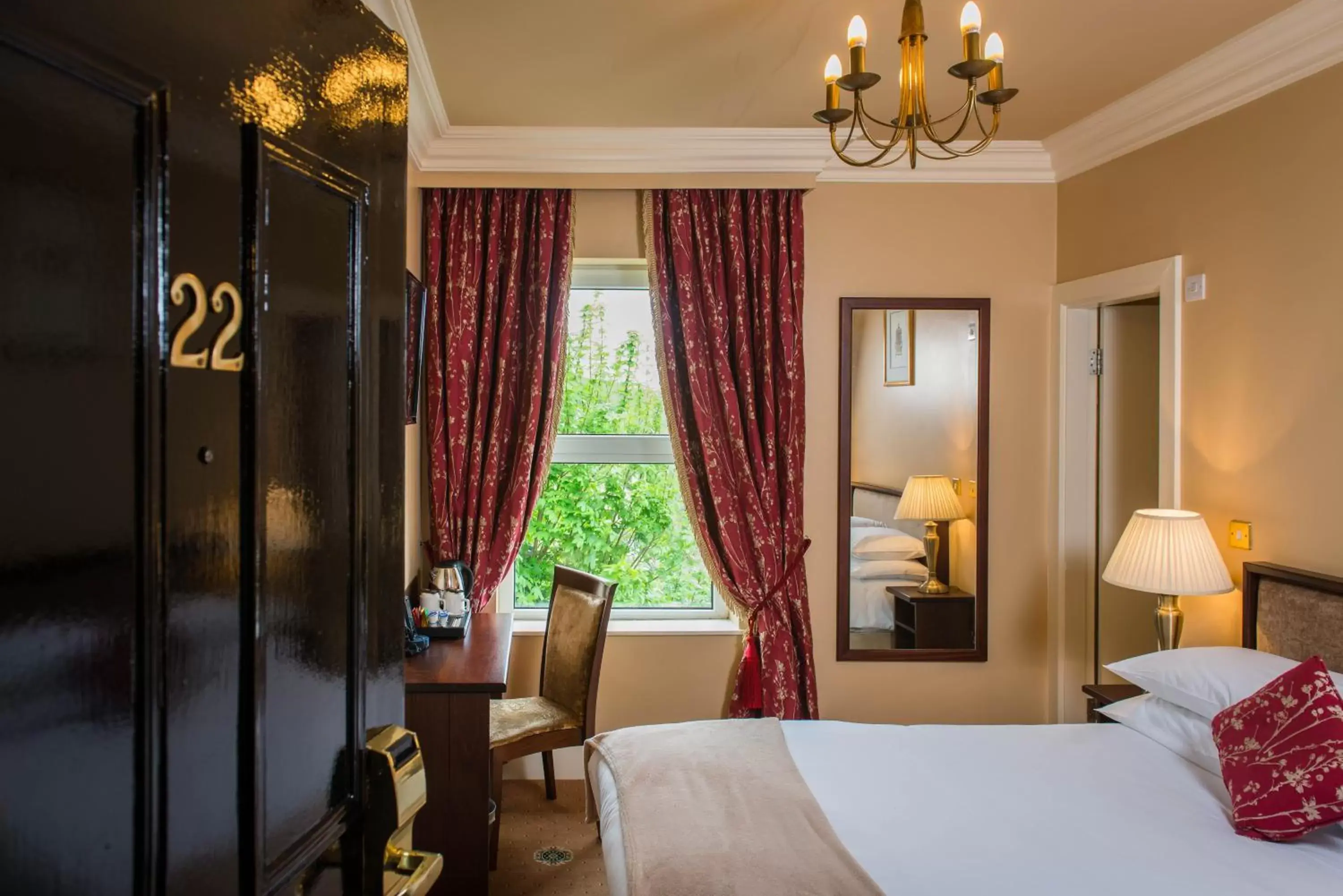 Single Room in Gabriel House Guesthouse Single Room in Gabriel House Guesthouse