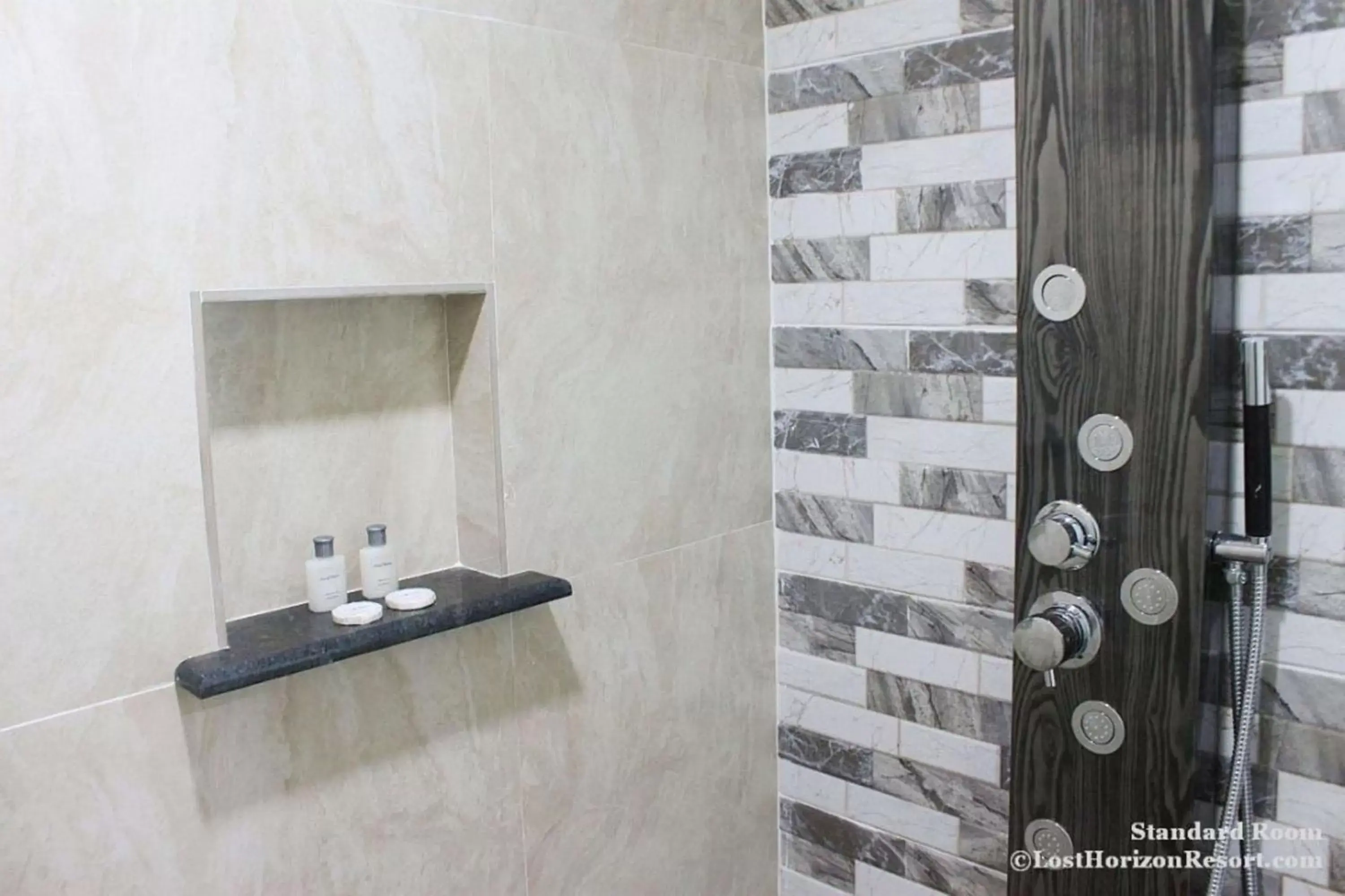 Horizon Room in Lost Horizon Beach Dive Resort Horizon Room in Lost Horizon Beach Dive Resort