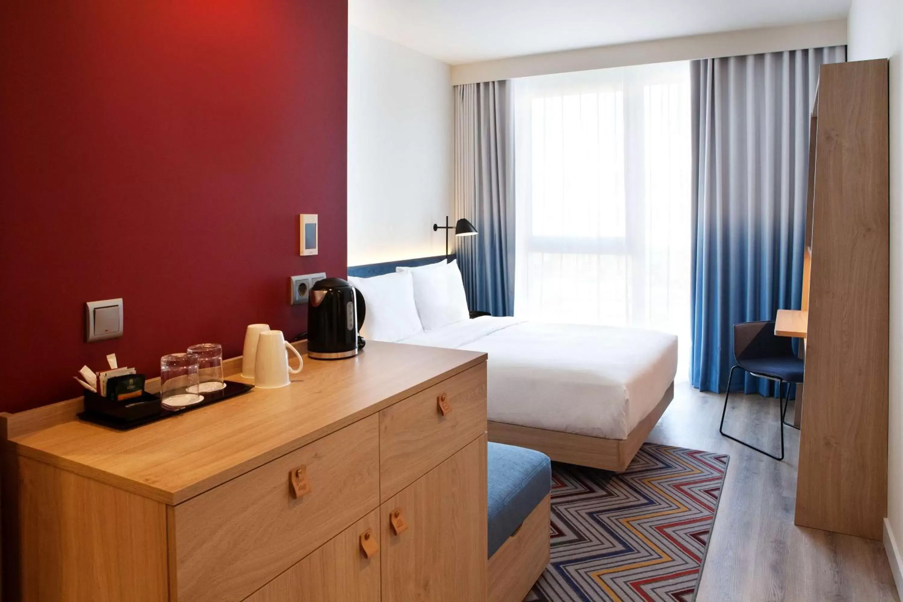 Queen Family Room in Hampton by Hilton Munich Airport South Queen Family Room in Hampton by Hilton Munich Airport South