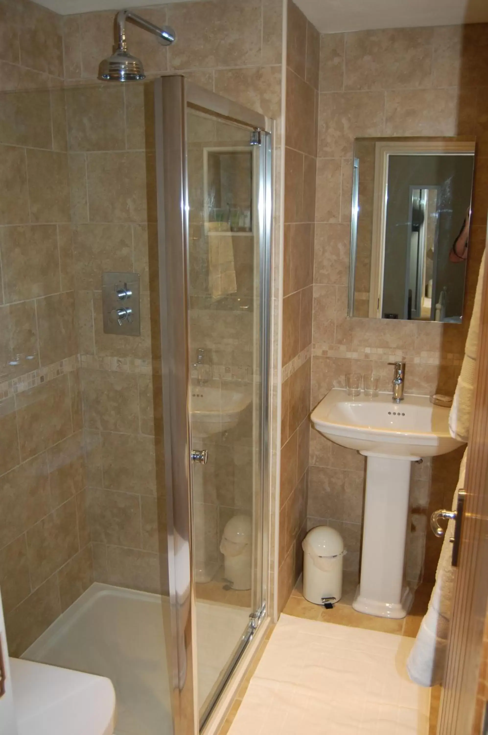 Double Room in The Gables Bed & Breakfast Double Room in The Gables Bed & Breakfast