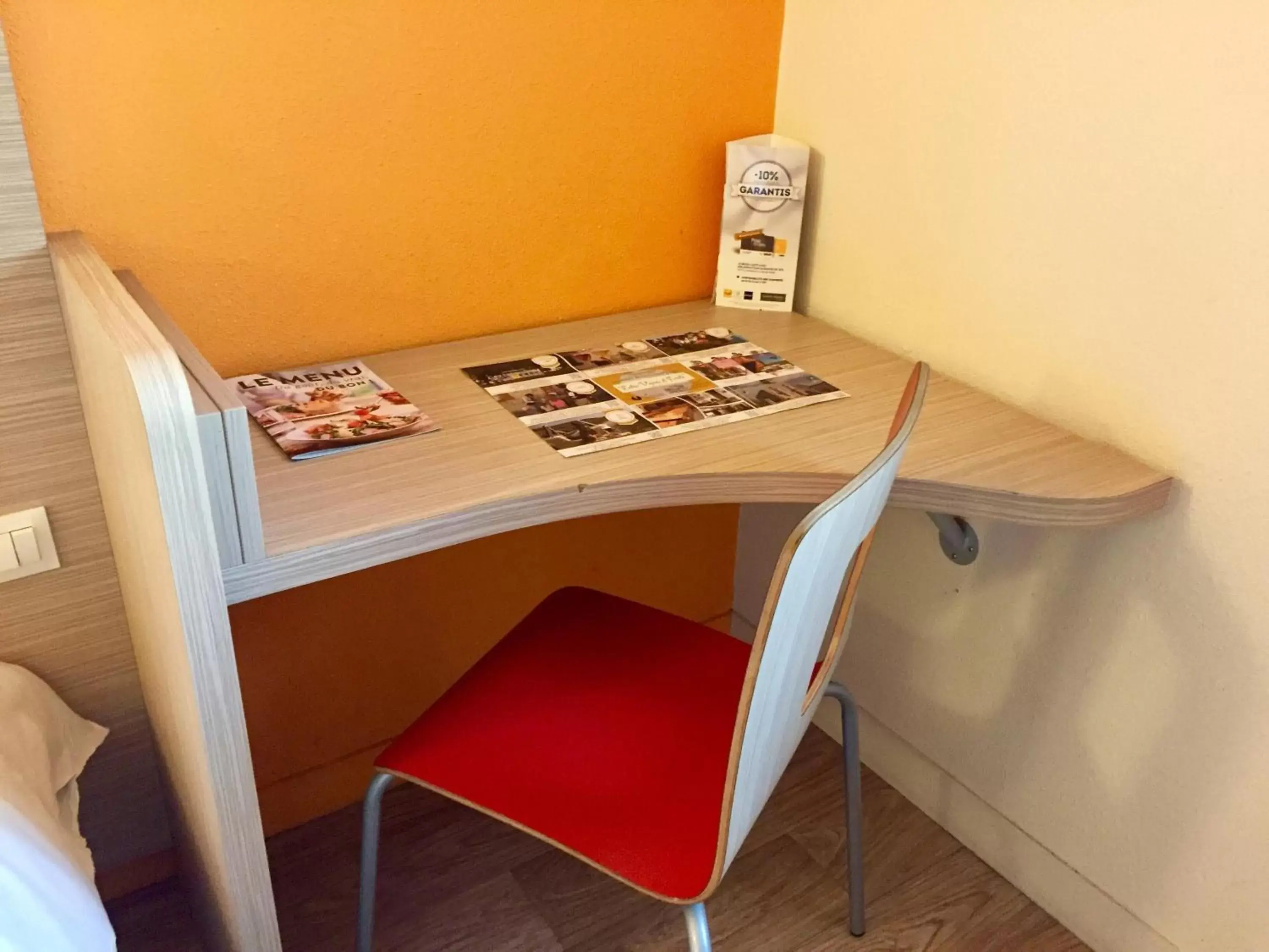 Double Room with 1 Double Bed in Première Classe Epernay Double Room with 1 Double Bed in Première Classe Epernay