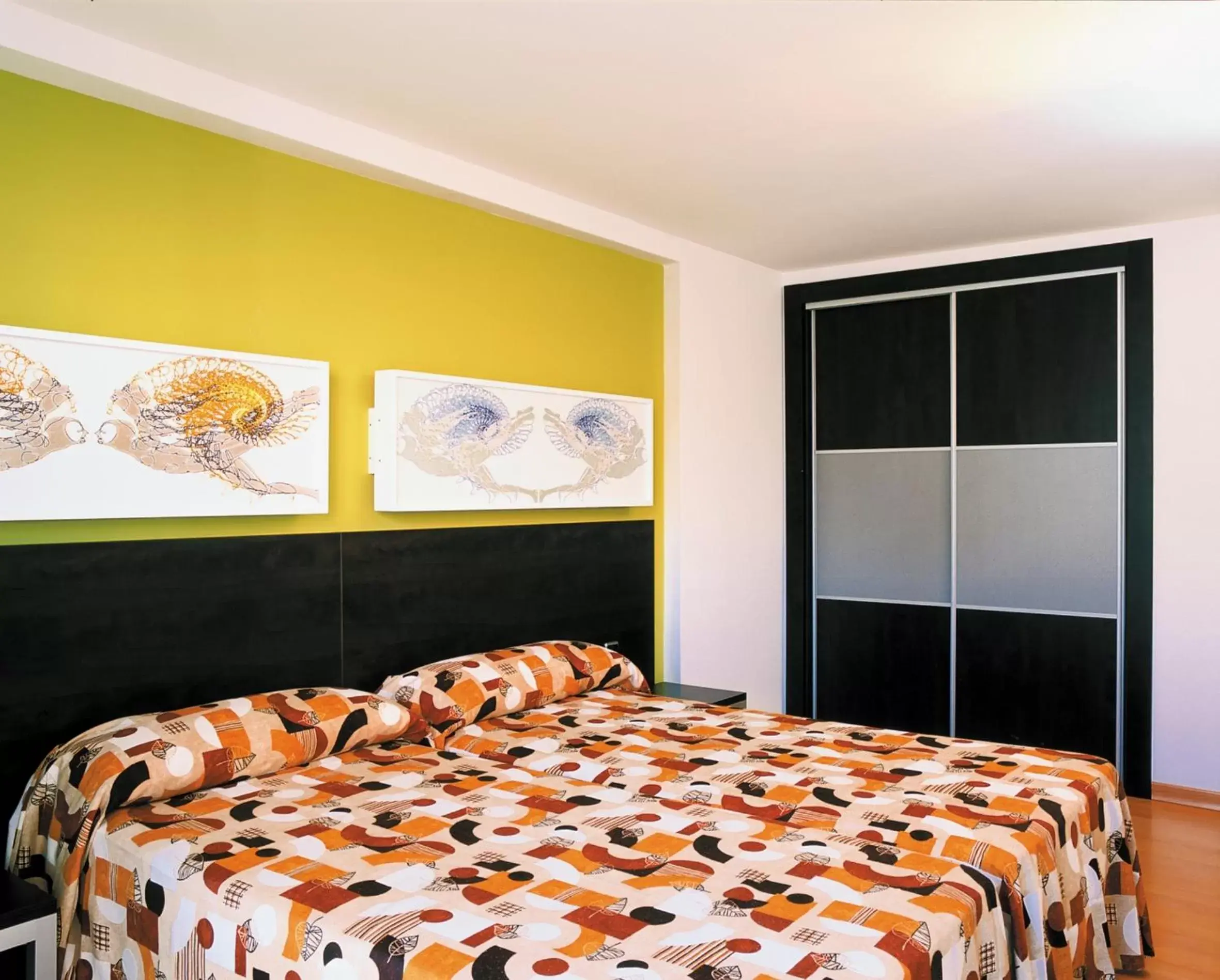 Triple Room (2 Adults + 1 Child) in Sol y Sombra Triple Room (2 Adults + 1 Child) in Sol y Sombra