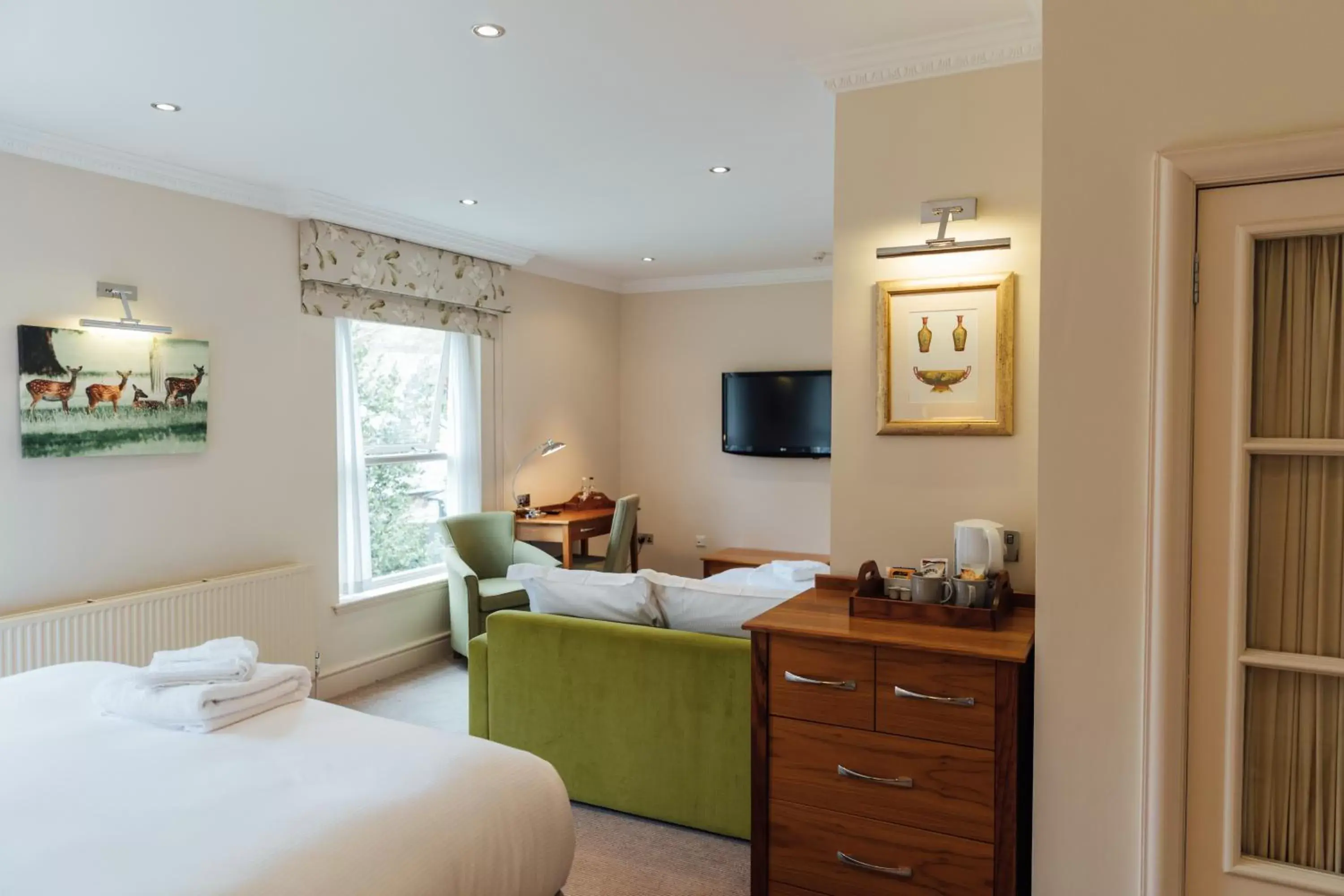 Family Double Room in The Woburn Family Double Room in The Woburn