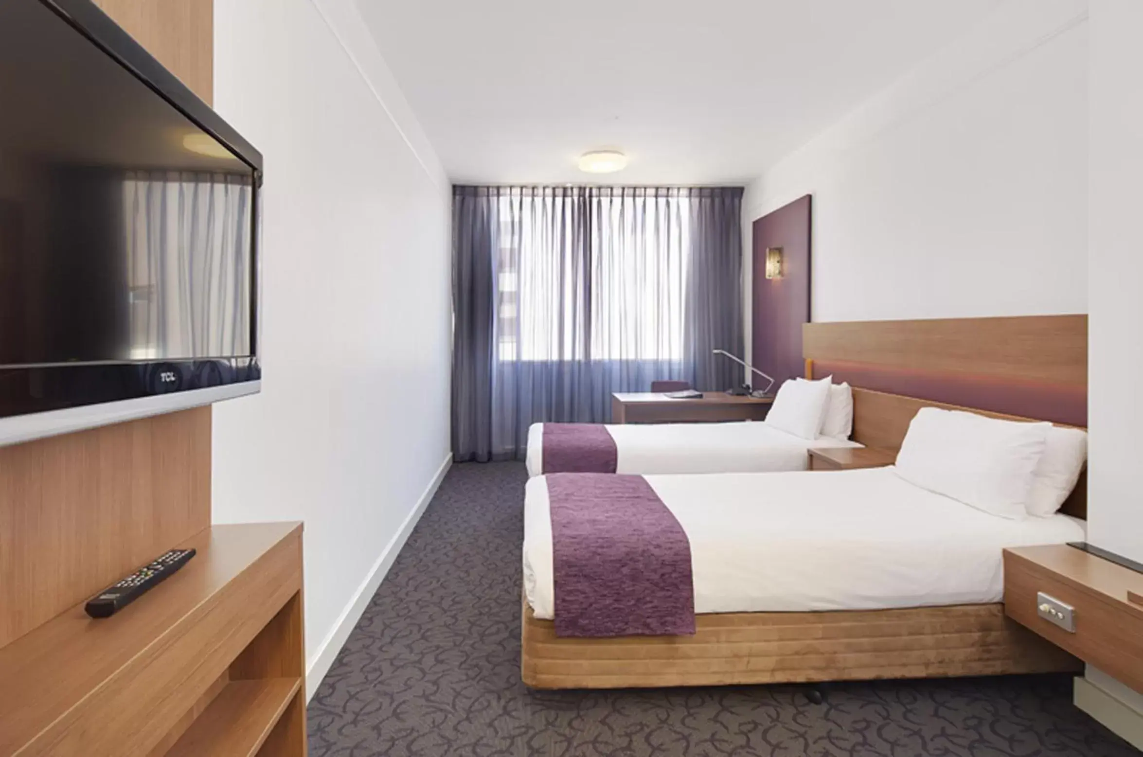 Premium Twin Room in Quality Hotel Ambassador Perth Premium Twin Room in Quality Hotel Ambassador Perth