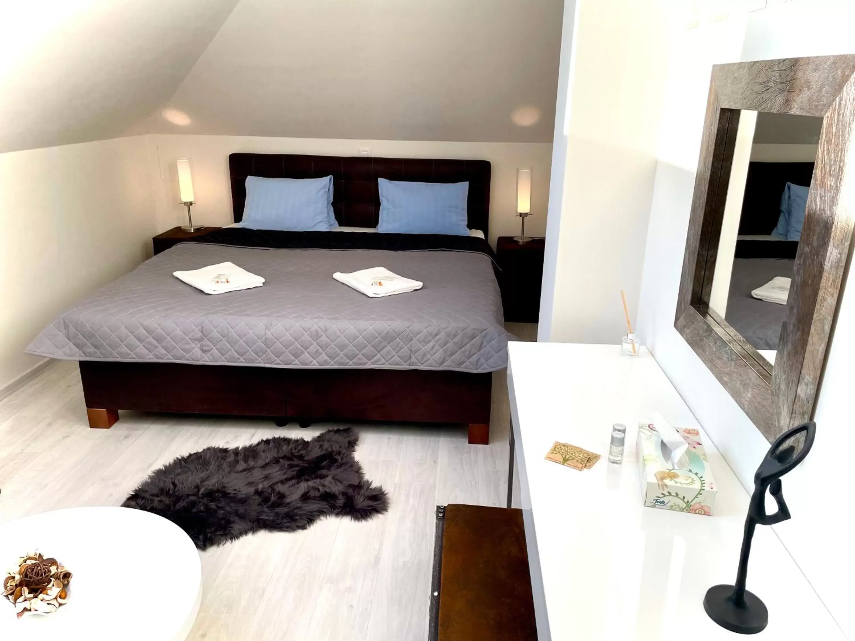 Deluxe King Room in Hotel Stará Pošta Deluxe King Room in Hotel Stará Pošta