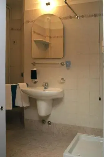 Single Room in In Riva Al Lago Single Room in In Riva Al Lago