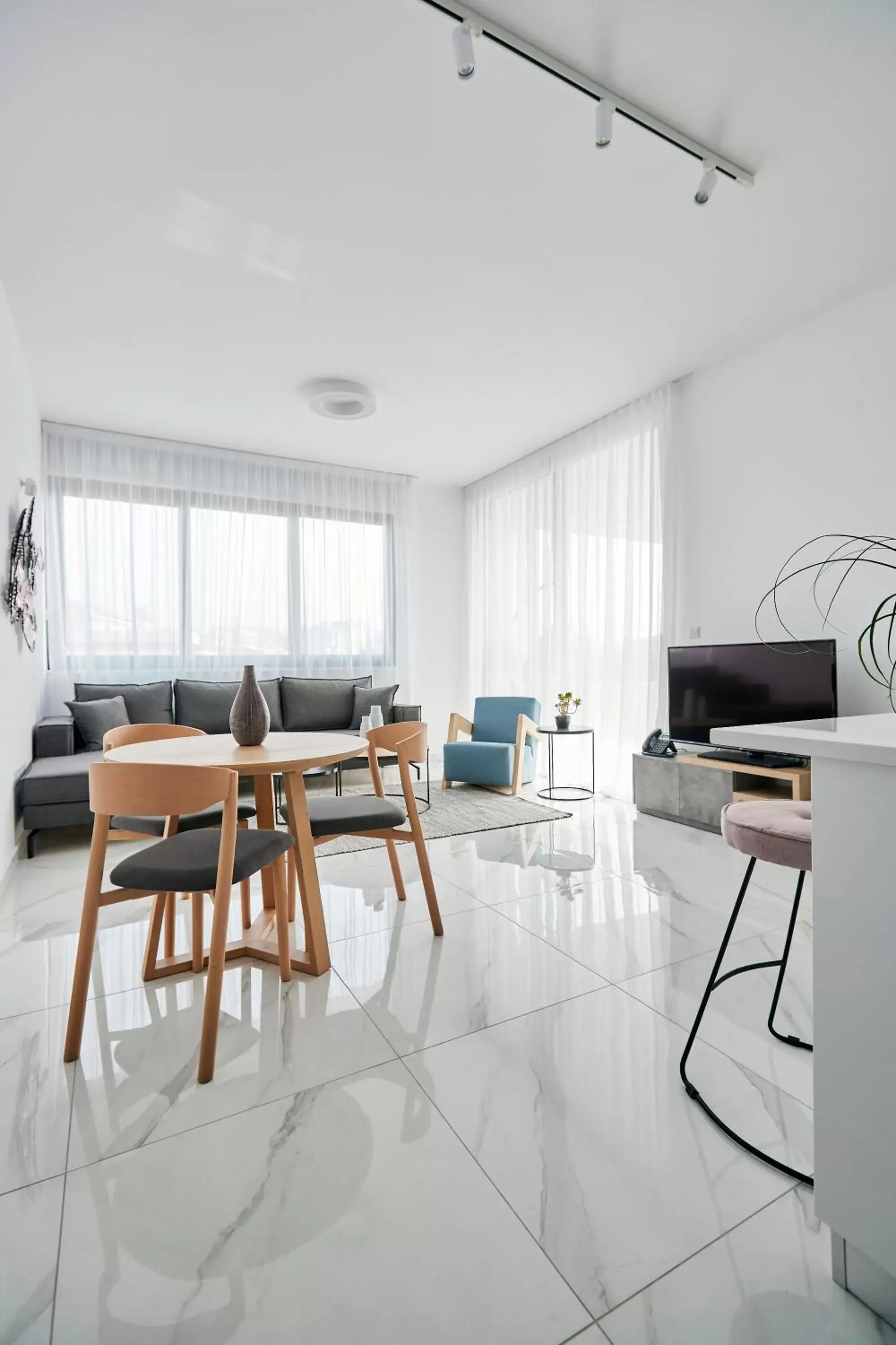 Executive One-Bedroom Apartment with Sea View in Downtown Park Executive One-Bedroom Apartment with Sea View in Downtown Park