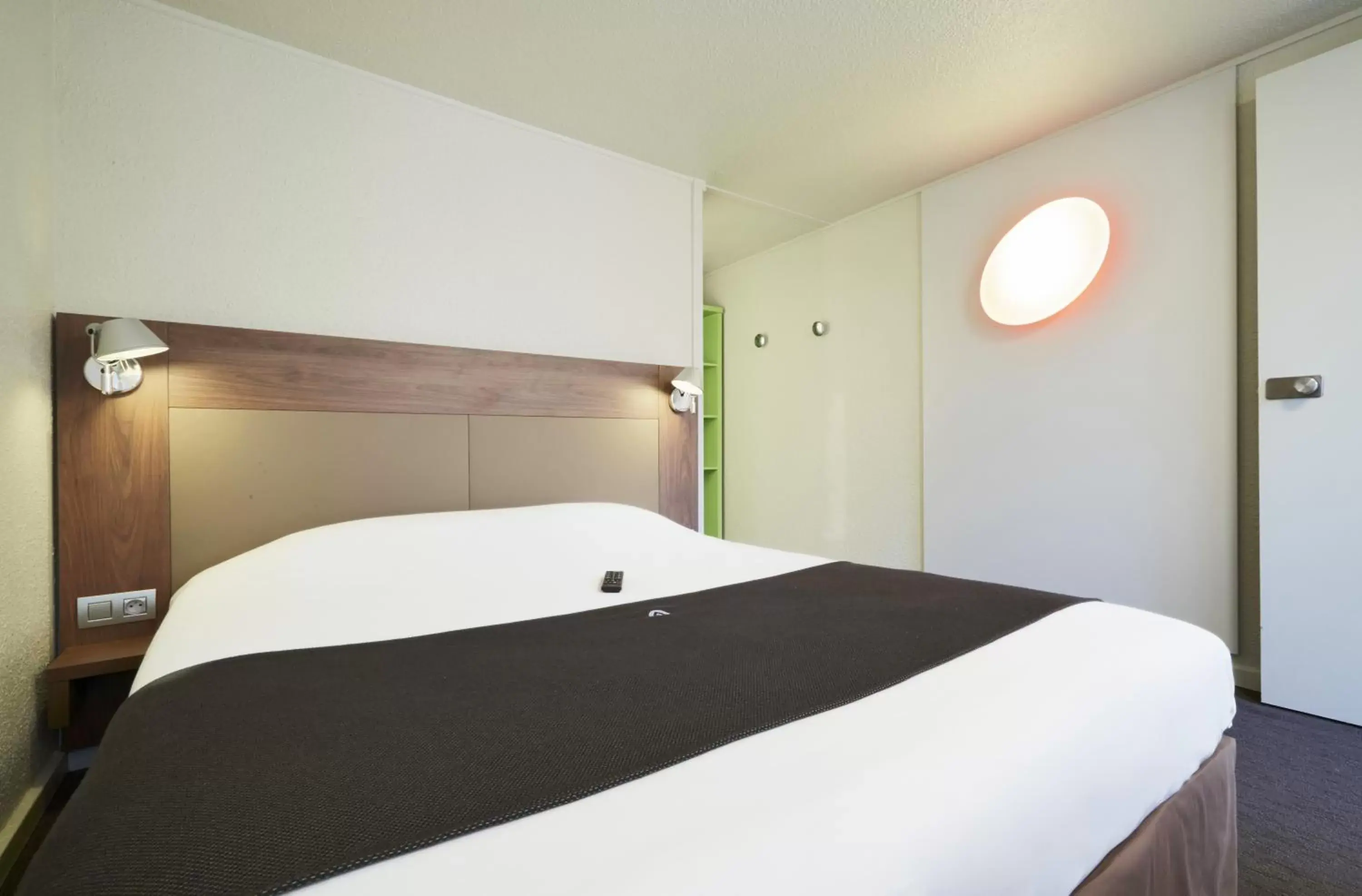 Double Room in Campanile Lille Sud - CHR Double Room in Campanile Lille Sud - CHR