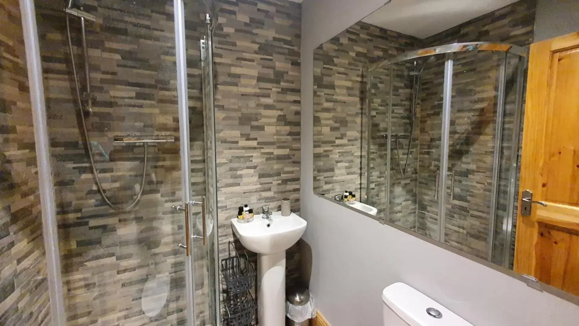 Superior King Room in Forest Hills Lodge Superior King Room in Forest Hills Lodge