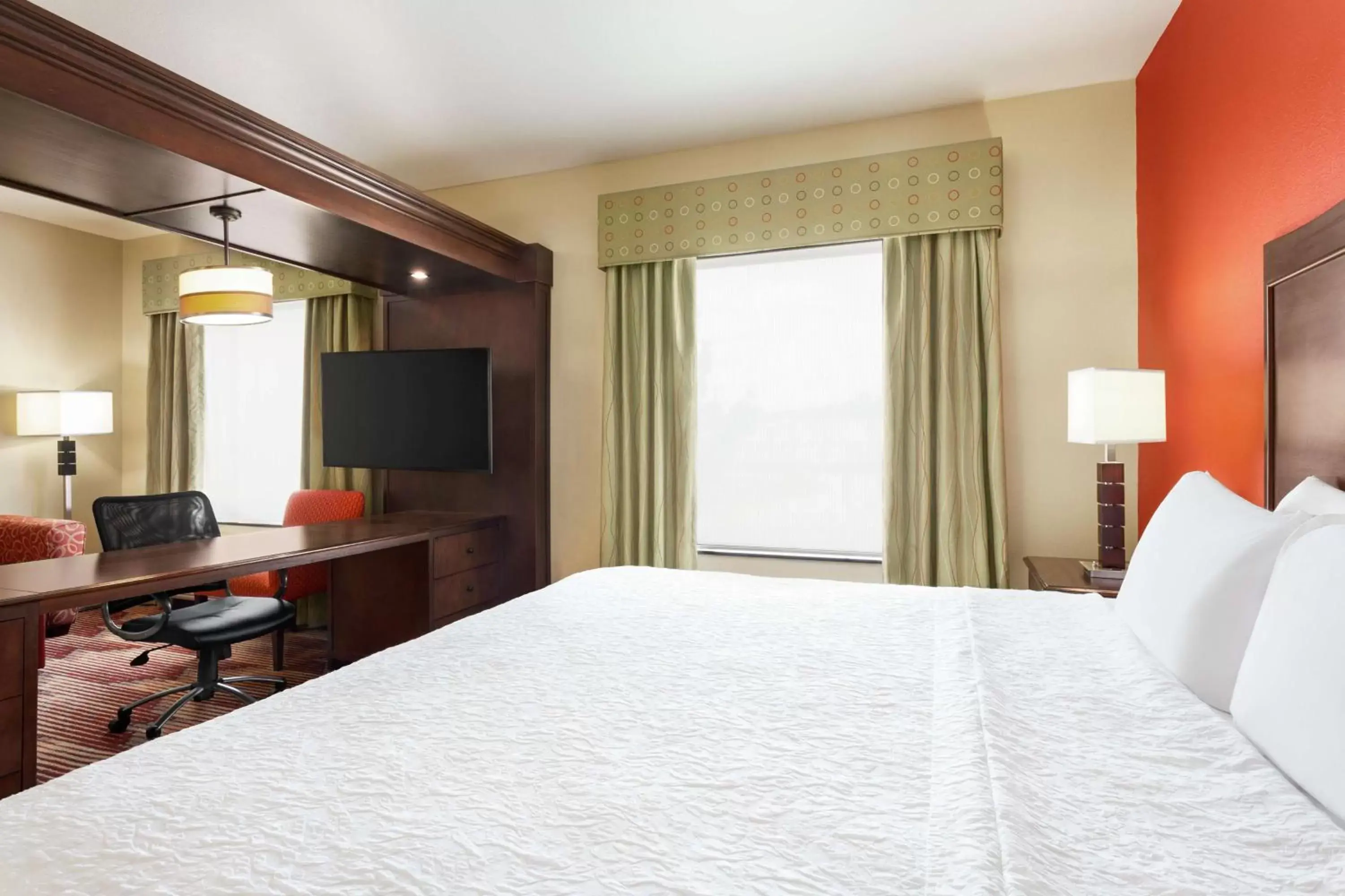 King Studio Suite - Non-Smoking in Hampton Inn Sulphur Springs King Studio Suite - Non-Smoking in Hampton Inn Sulphur Springs